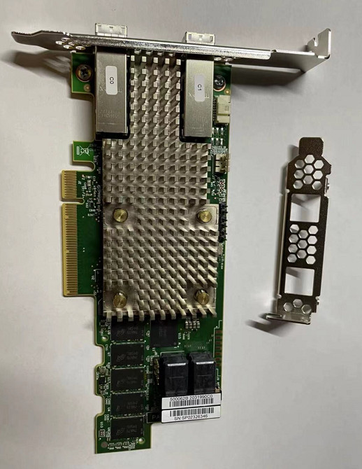 NEW Broadcom LSI Avago RAID card MegaRAID SAS 9480-8i8e 05-50031-00