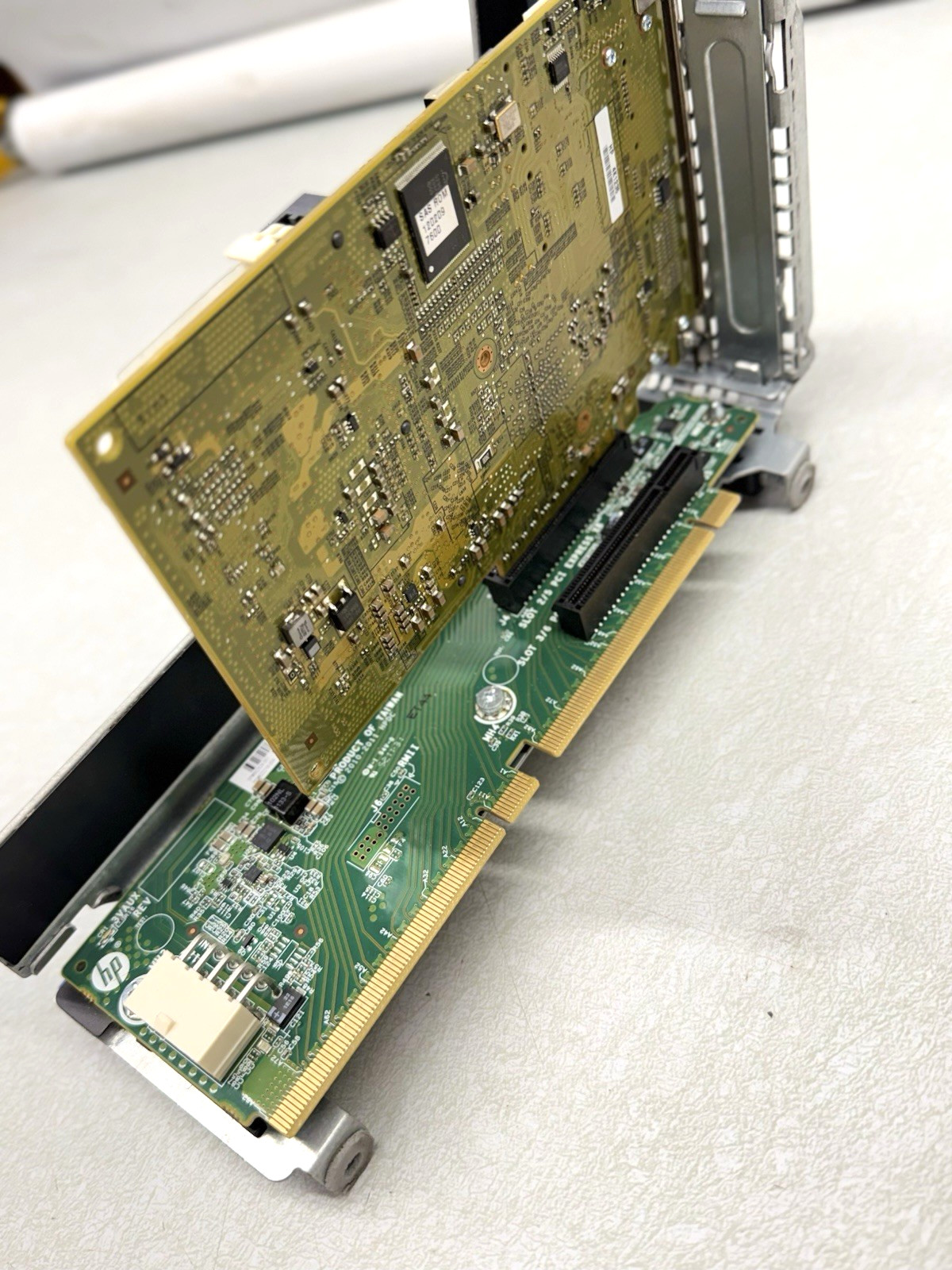 HP DL380P Riser Card Circuit Board Smart Array P822 PCI Express Raid Controller