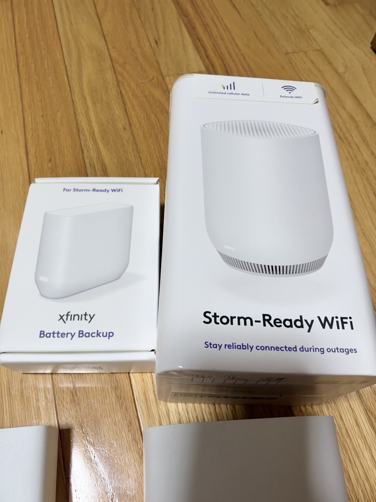 Xfinity XLE-WN Storm-Ready Wifi WNXL11BWL w/Battery B/U XBBLE-WN w/Power Cord