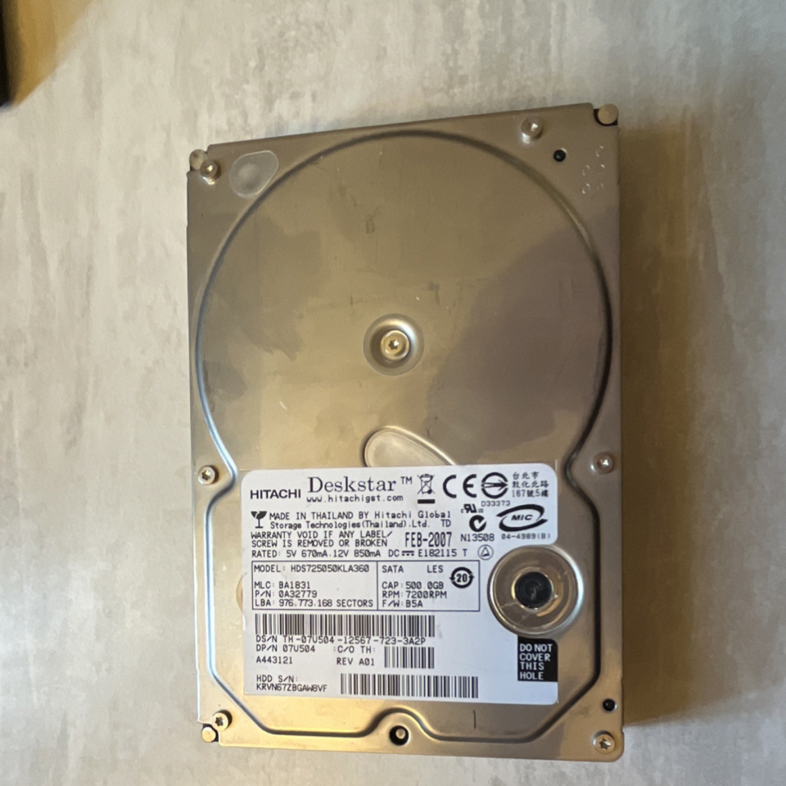 Hitachi Deskstar HDT725050VLA360 500GB SATA 3.5" 7200RPM 8MB Internal HDD