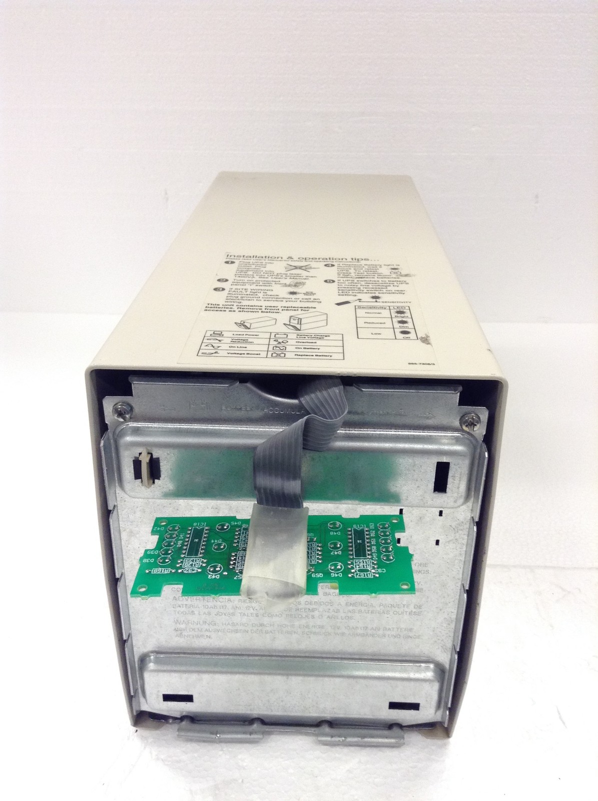 APC Smart-UPS 700XL 700VA 450W UPS 6 outlets Battery Backup No Battery 