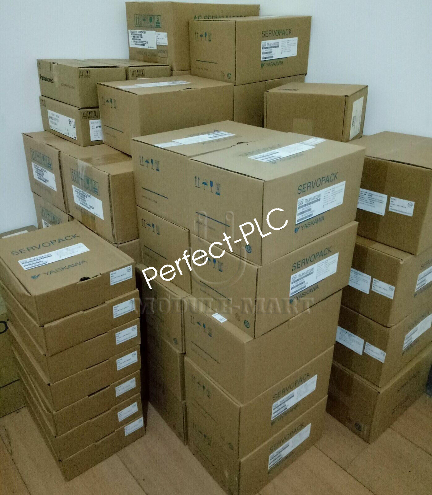 NEW Yaskawa SGDV-3R5D01A002000 Servo Drive 1PCS