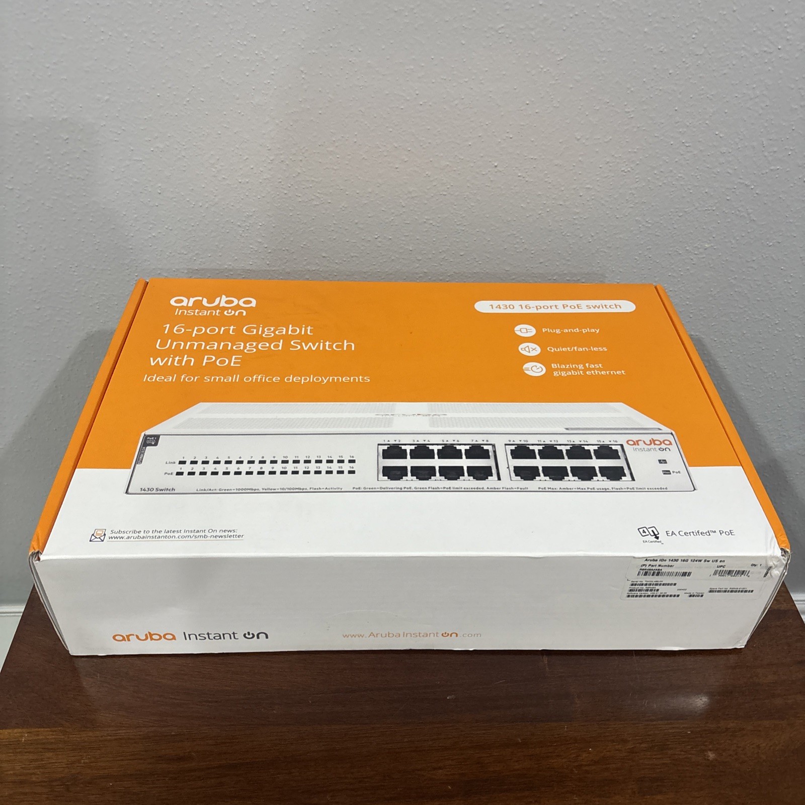 HPE Networking Instant On 1430 16G Class4 PoE 124W Switch (R8R48A#ABA)