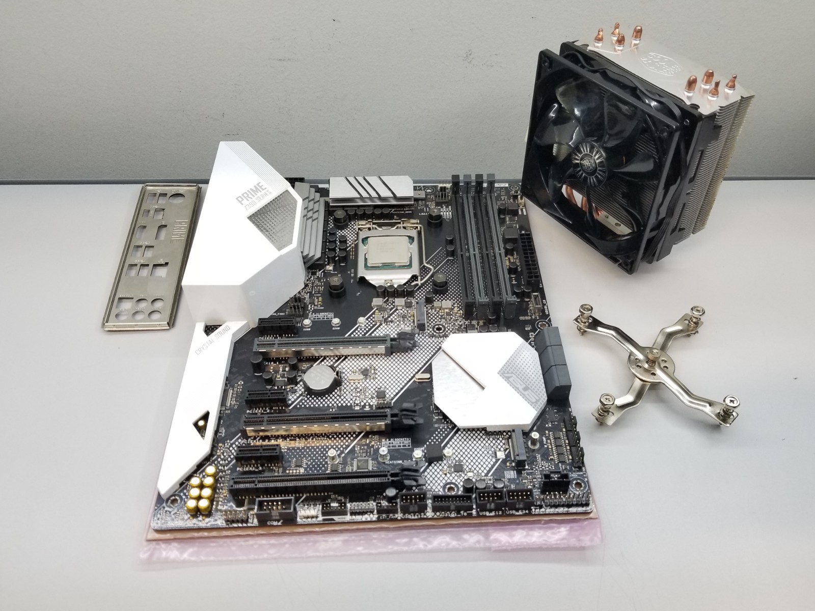 ASUS Prime Z390-A Motherboard LGA1151 w/ i7-9700K + Cooler Master Heatsink + I/O
