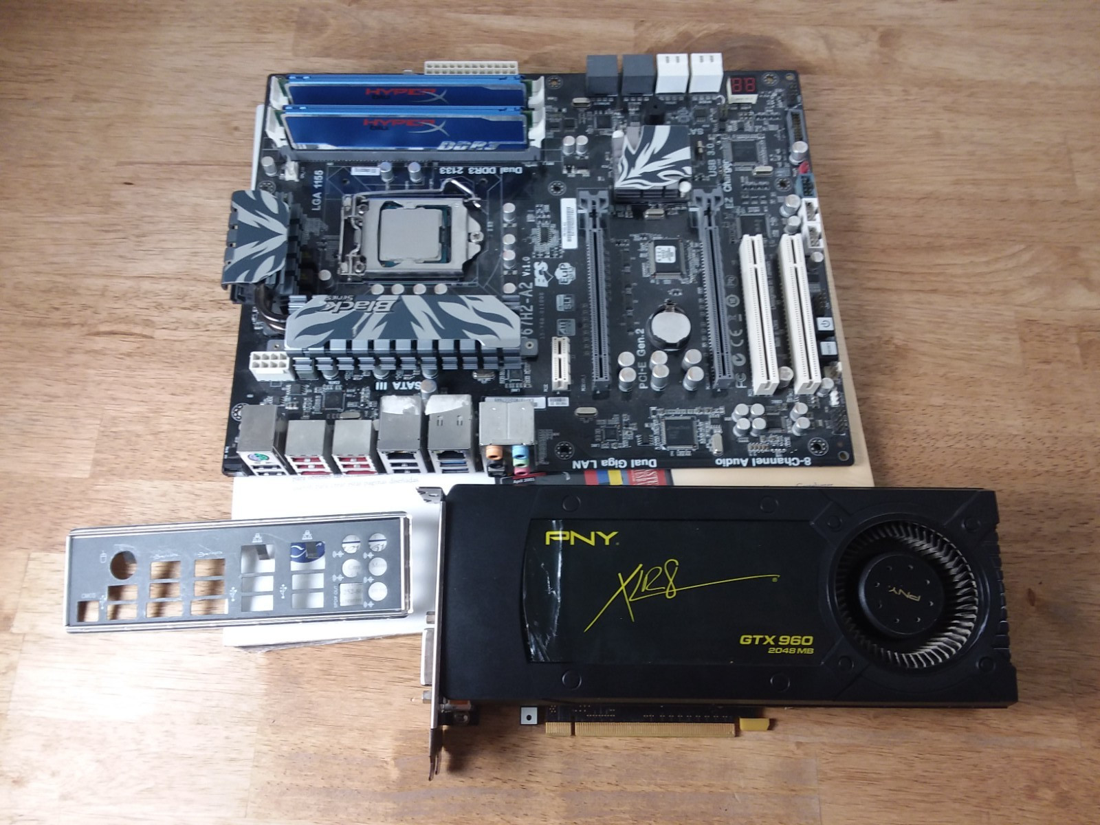 i7 Quad Core 3770 3.4Ghz  8GB DDR3 ECS Black Deluxe P67H-A2 GTX-960 2g PNY combo