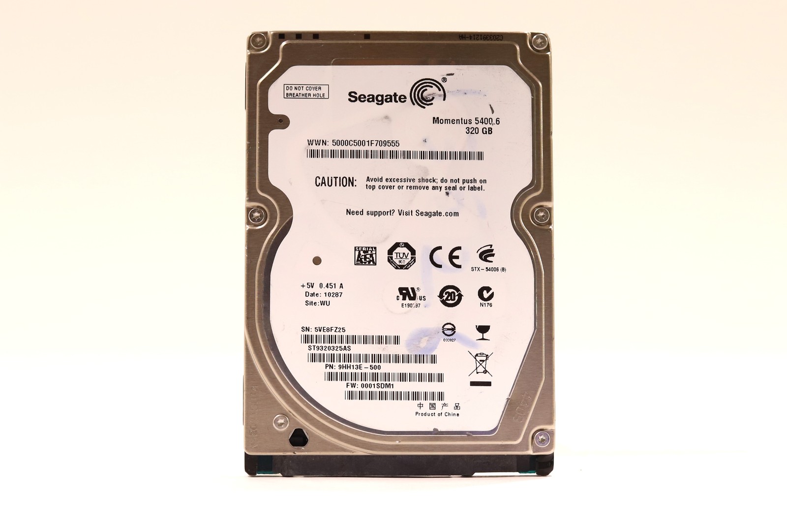 Seagate ST9320325AS 320GB 2.5" 3Gb/s 8MB 5.4K RPM SATA Hard Drive P/N:9HH13E-500