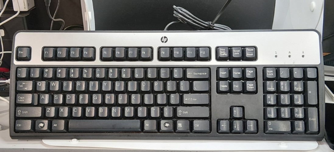 Genuine HP Wired USB Keyboard Silver/Black | SK-2885