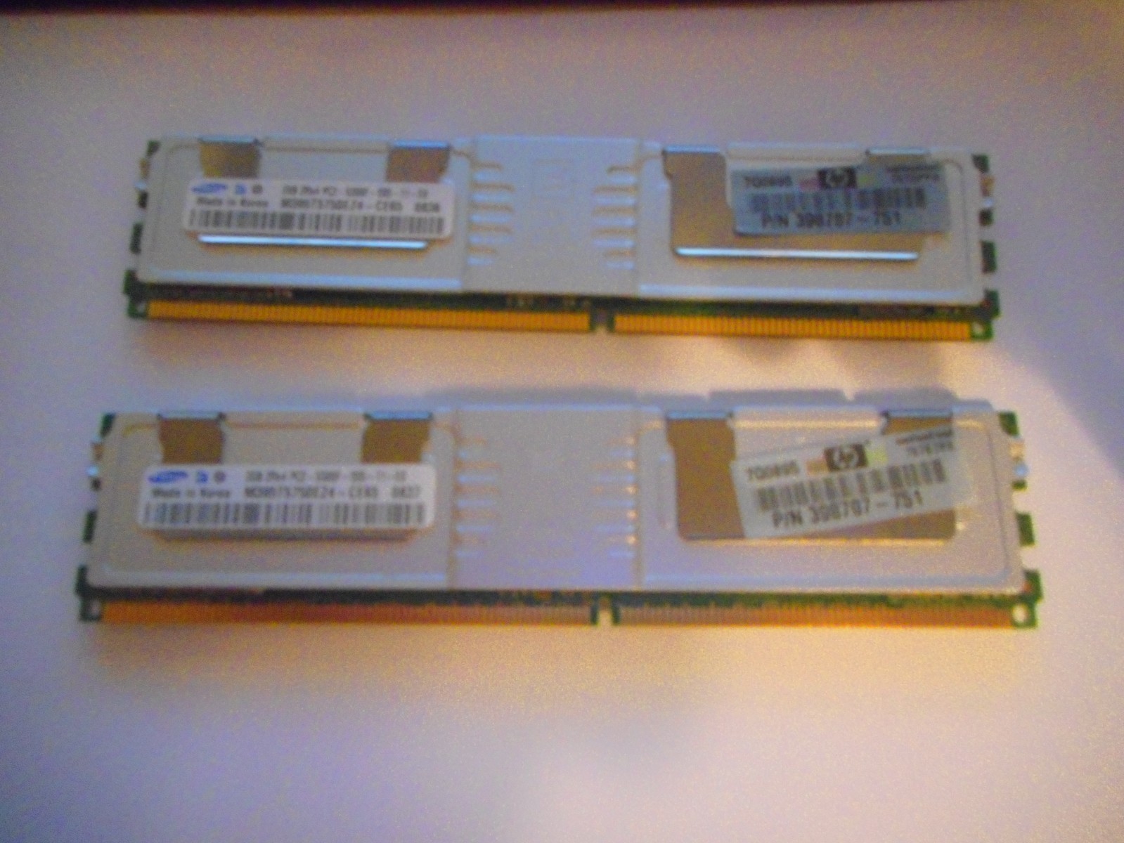 LOT OF 2 SAMSUNG 2GB 2Rx4 PC2-5300F-555-11-E0 M395T5750EZ4-CE65 hp 398707-751
