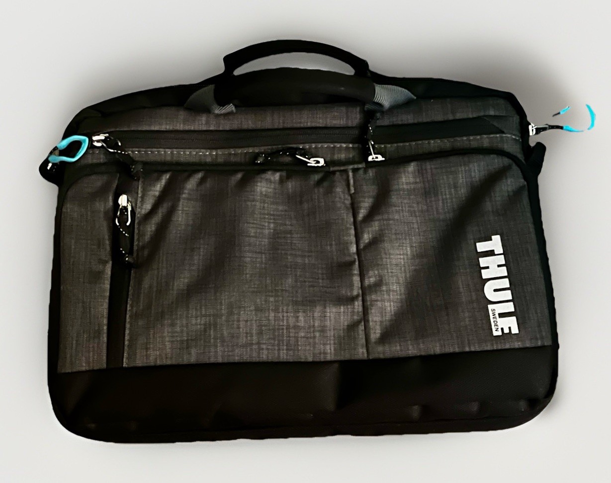Thule Stravan Deluxe Style Laptop Bag  Gray