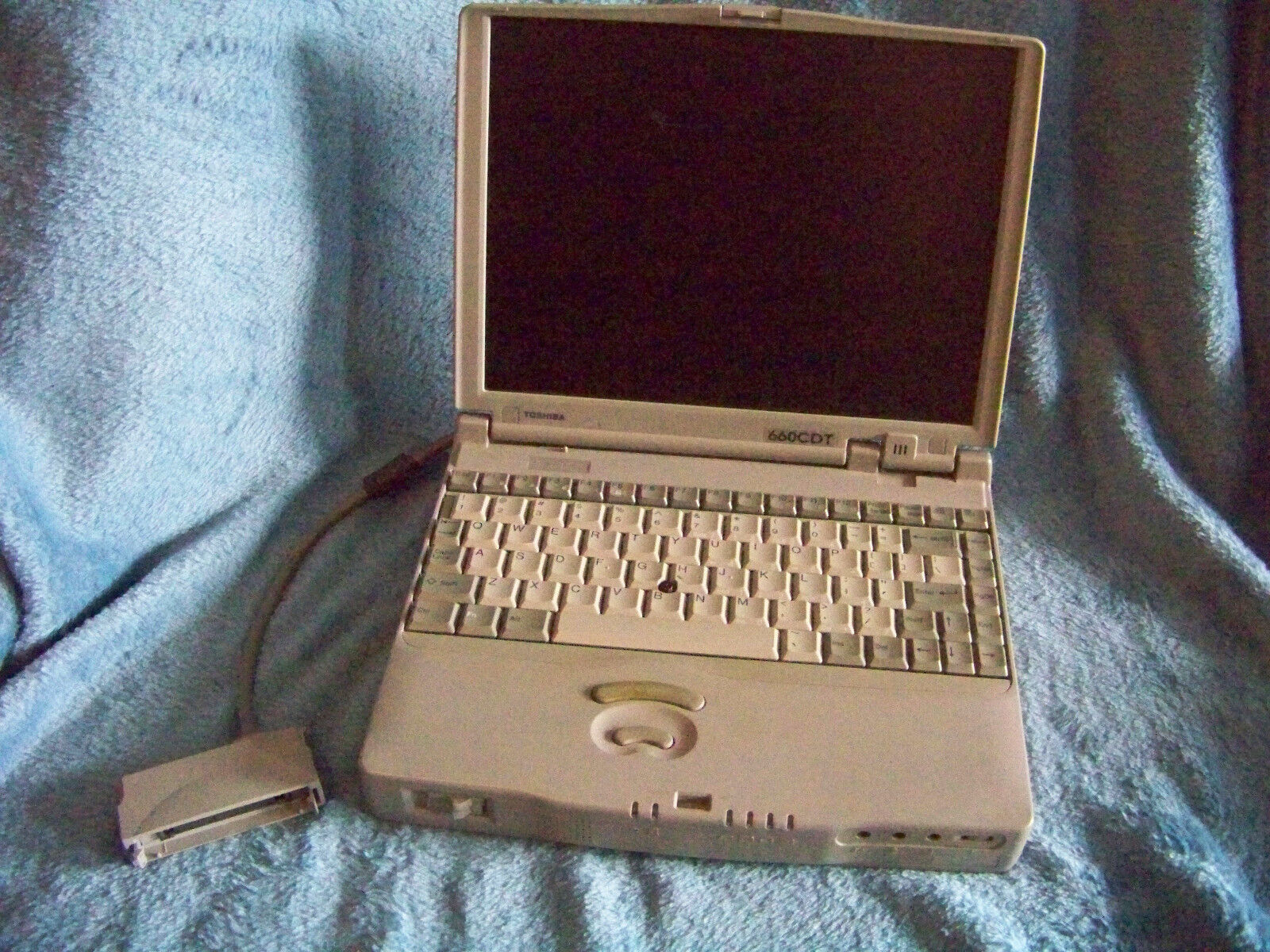 VINTAGE Toshiba Portege 660CDT Notebook Laptop UNTESTED