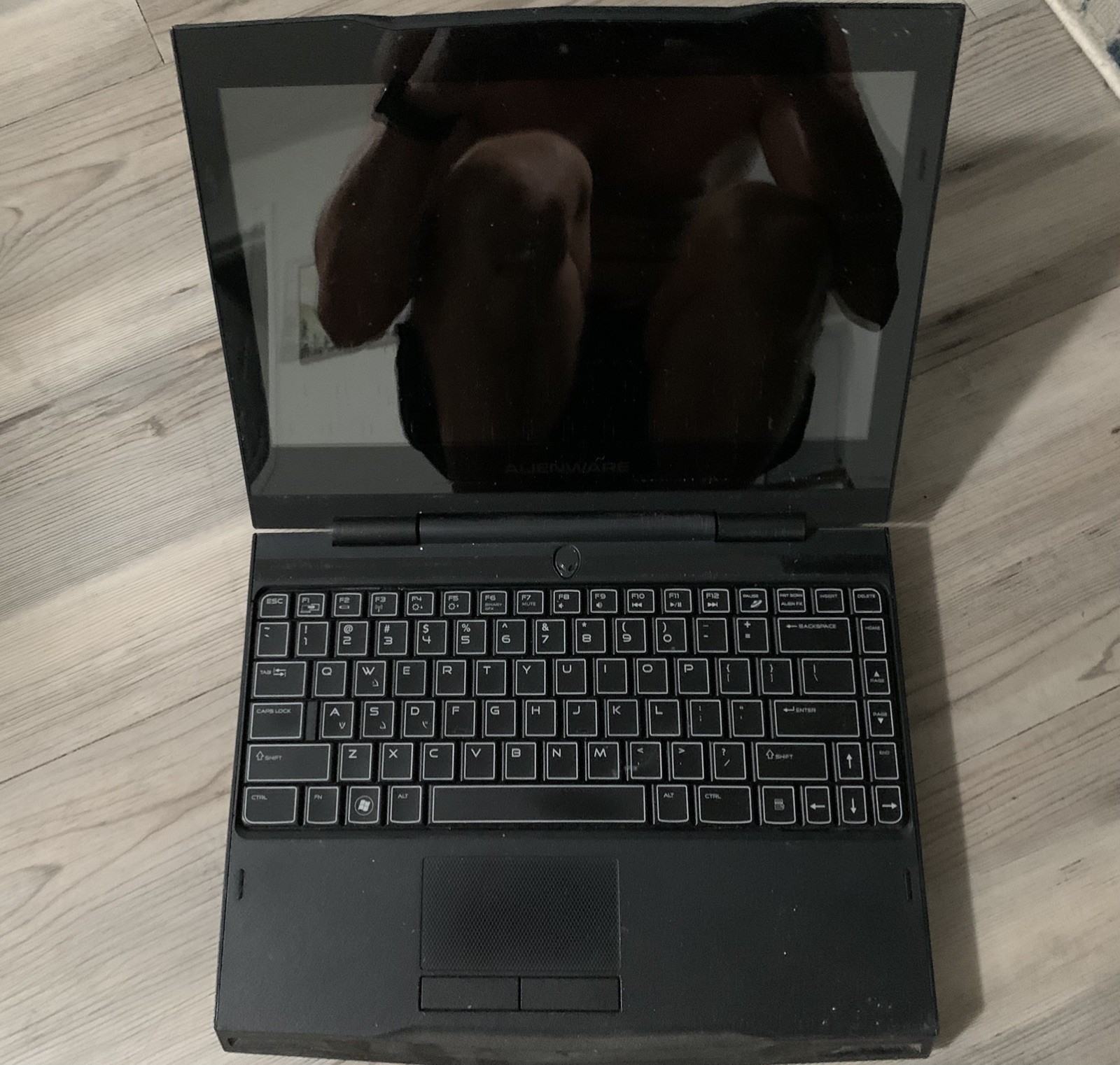 RARE Alienware Model P06T Laptop AS IS No Charger