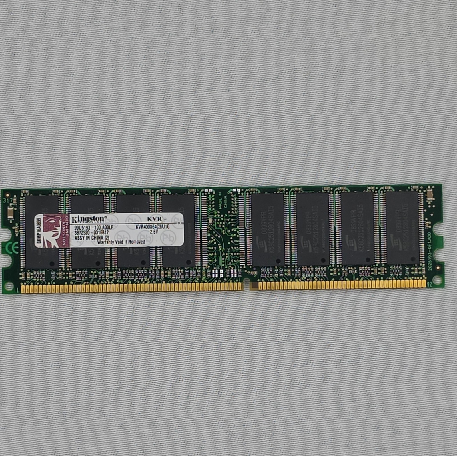 Kingston 1GB DDR DIMM PC-3200 184-Pin Non-ECC Unbuffered KVR400X64C3A/1G