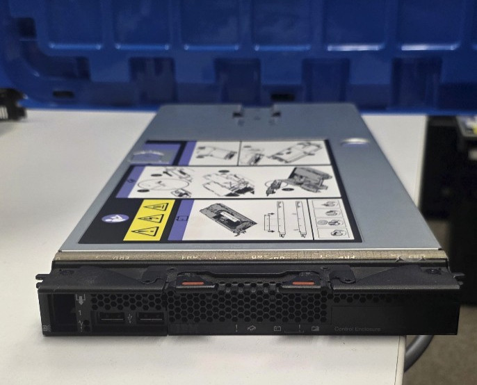 IBM 90Y7691 V7000 STORAGE NODE CONTROLLER 4939-A49 FLEX NODE BLADE 90Y7625