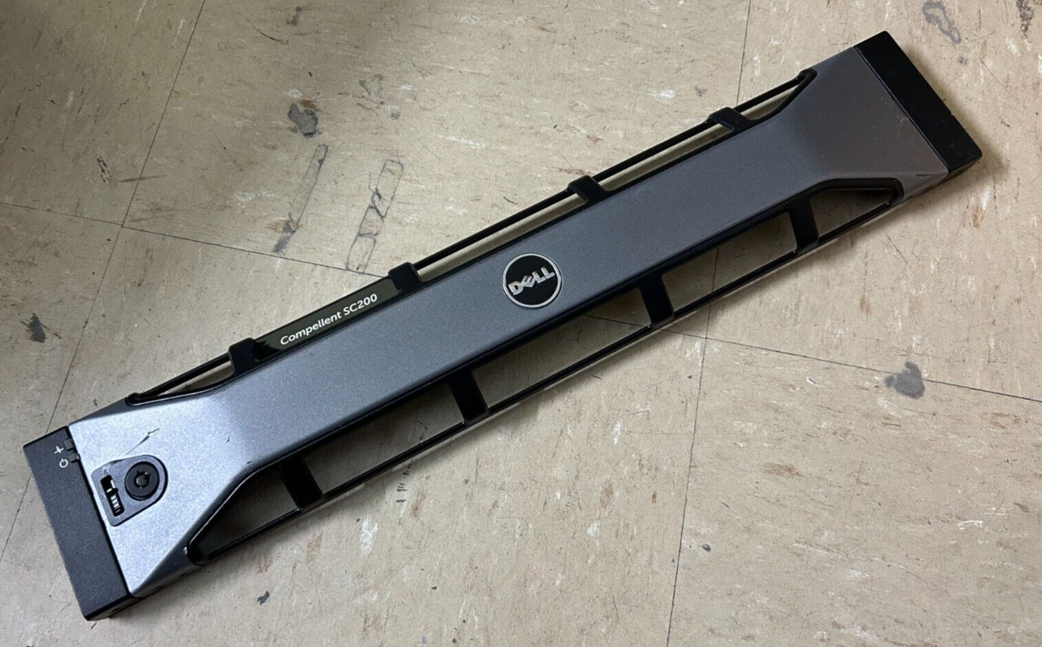 Genuine Dell Compellent SC200 Silver Front Bezel NO Key K908K 0K908K