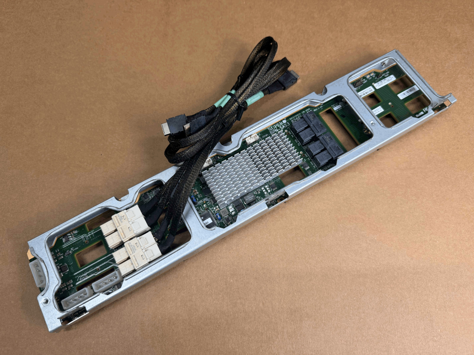 Supermicro BPN-SAS3-826EL1-N4 2U SAS 12Gb & 4x NVMe Backplane w/OccuLink Cables