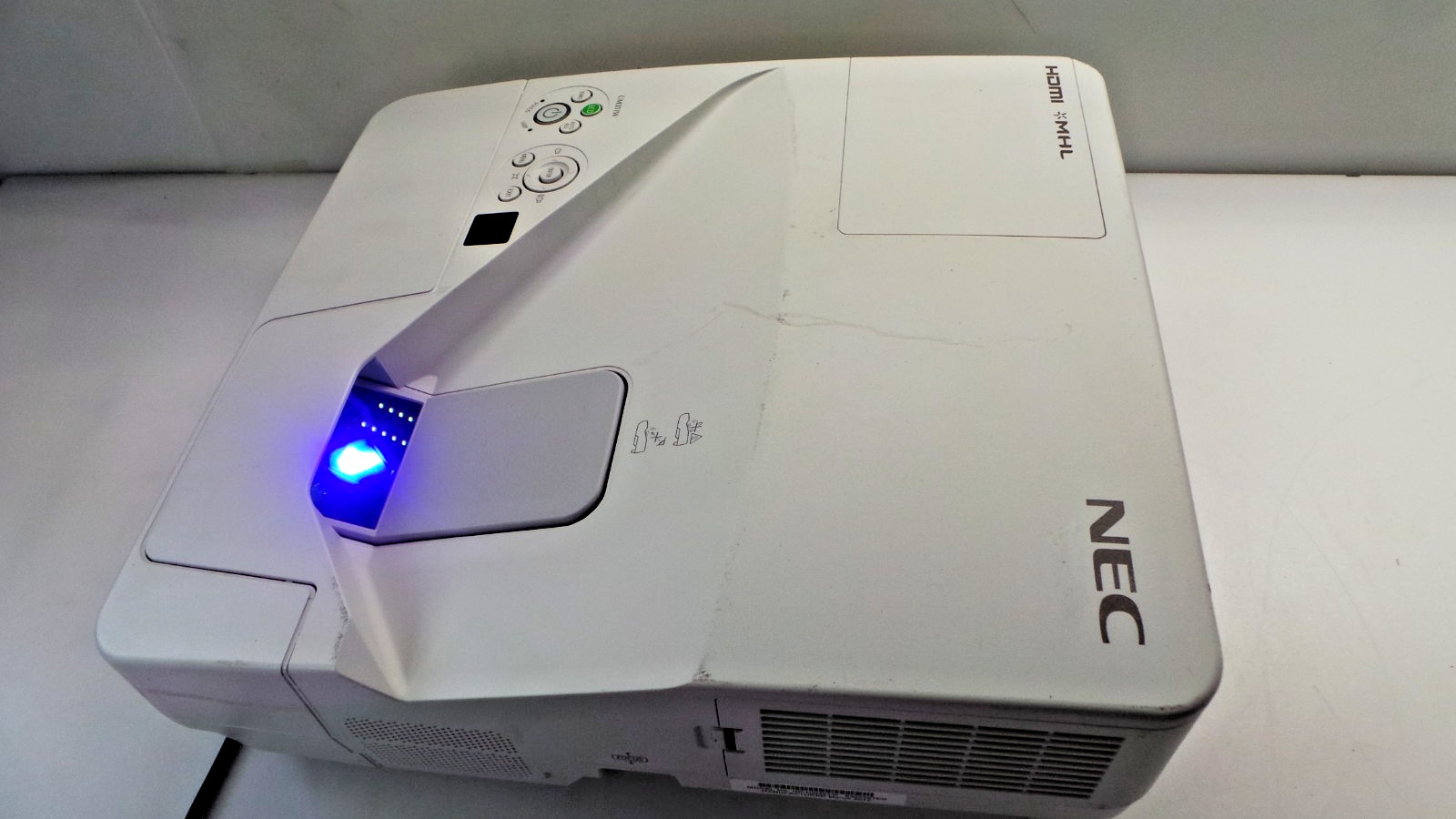 NEC NP-UM351W 3LCD Projector 3500 ANSI Lumens [Lamp Hrs: 1278H] No Remote