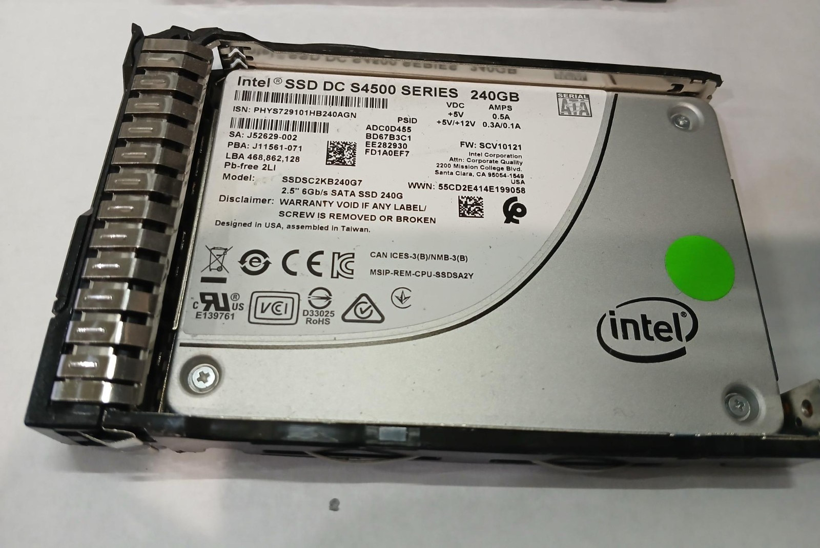 Intel SSD DC S4500 240 GB 6Gb/s SATA 2.5" SSD SSDSC2KB240G7R HDD