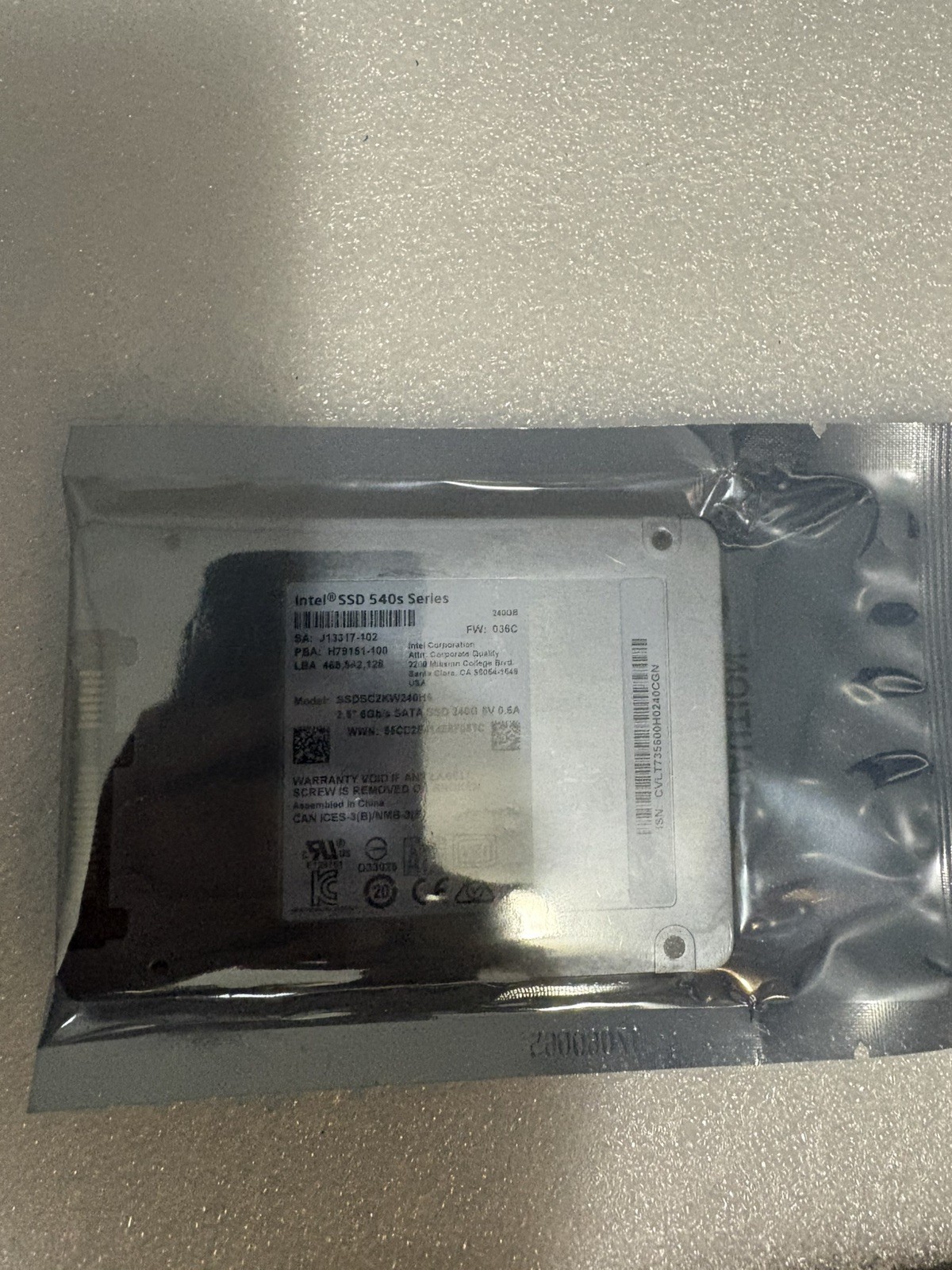 Intel 540s 240GB 2.5" SATA 6Gb/s 7mm SSD - SSDSC2KW240H6 New open box
