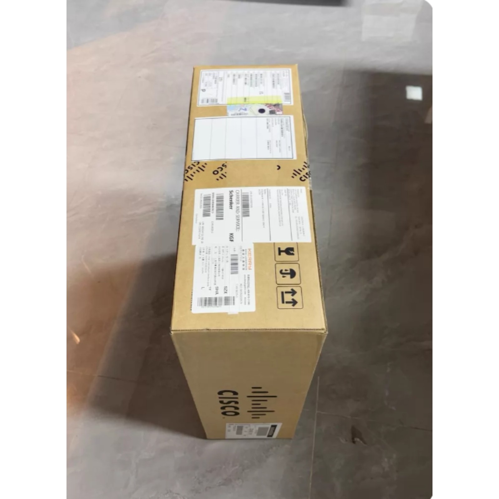 NEW Cisco C9400-LC-24XS Catalyst 9400 Series 24-Port 10 Gigabit Ethernet(SFP+)