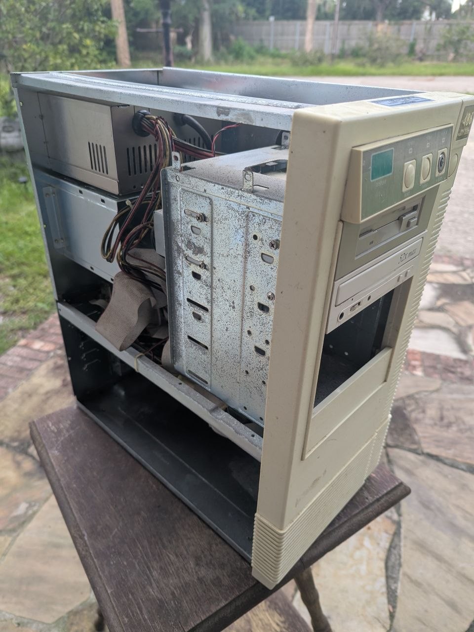 Pionex 486 33MHz Vintage Desktop PC Tower Turns On TC