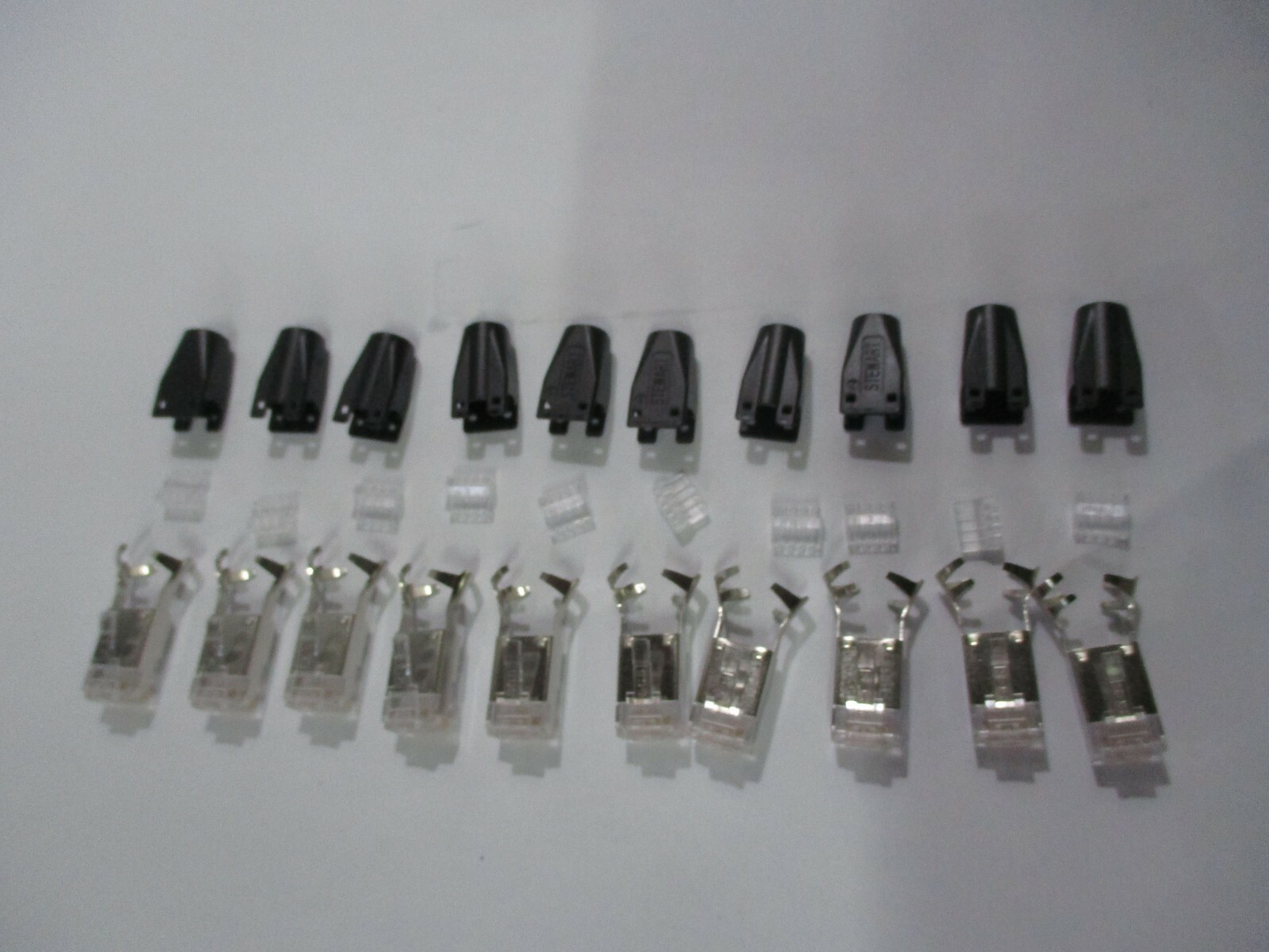 LOT OF 10 Stewart Connector SS-39200-063 CAT6A SHIELDED LARGE OD PLUG