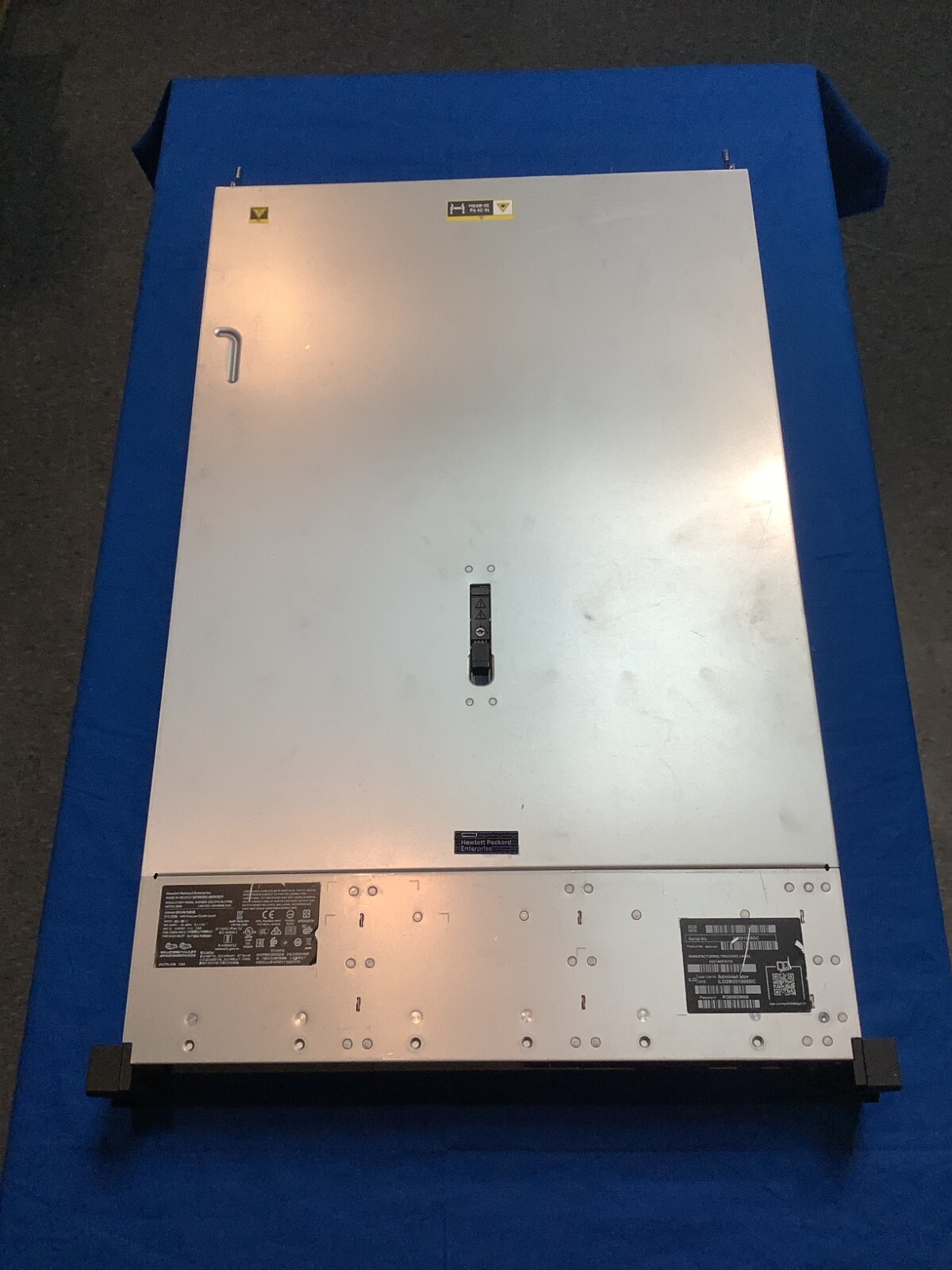 HP 868704-B21 ProLiant DL380 G10 24SFF Server Chassis 800W PSU MB#P11782-001