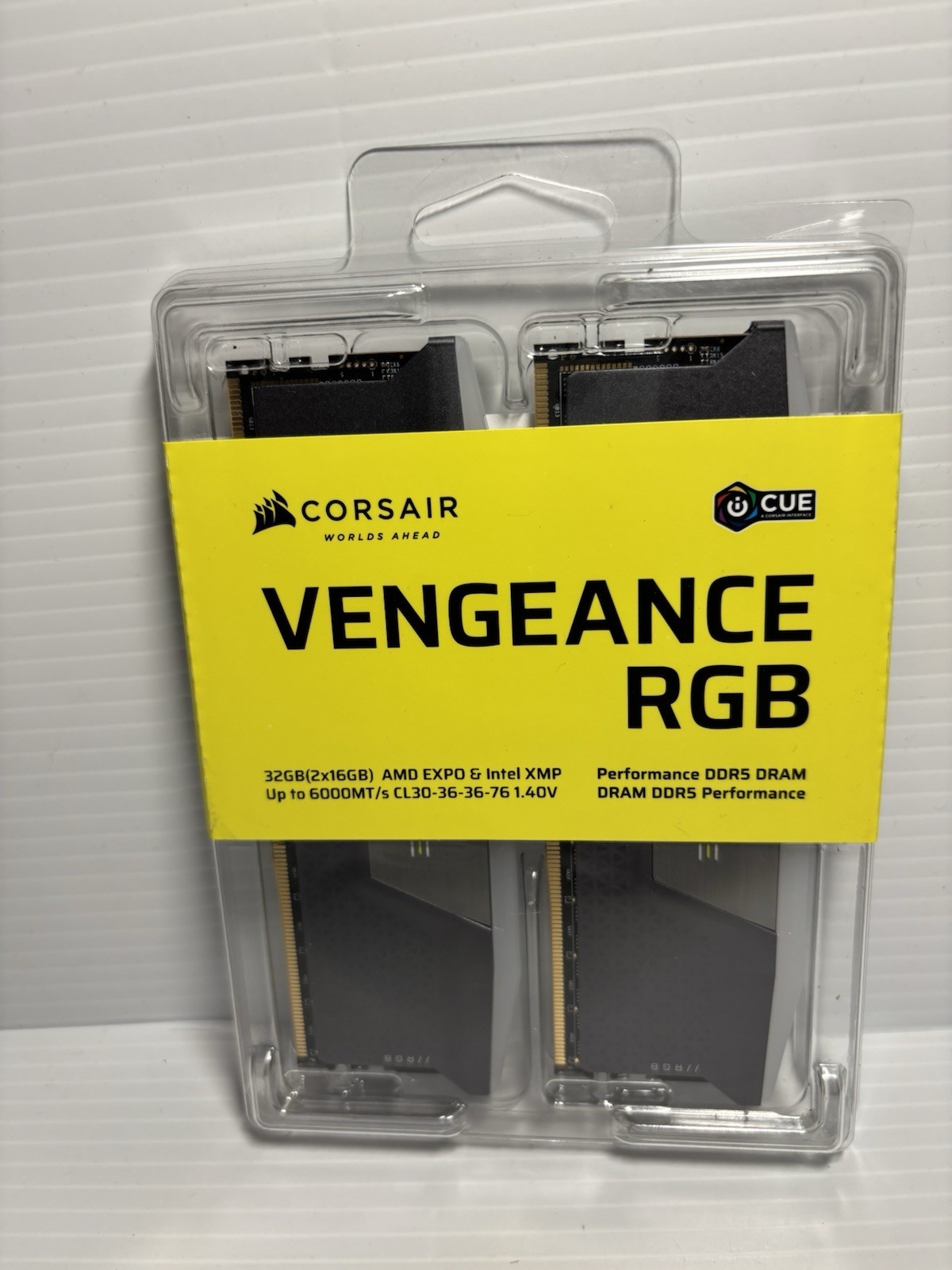Corsair Vengeance RGB 32GB(2x16GB)RAM DDR5 DRAM 6000MHz CL30 CMH32GX5M2B6000Z30K