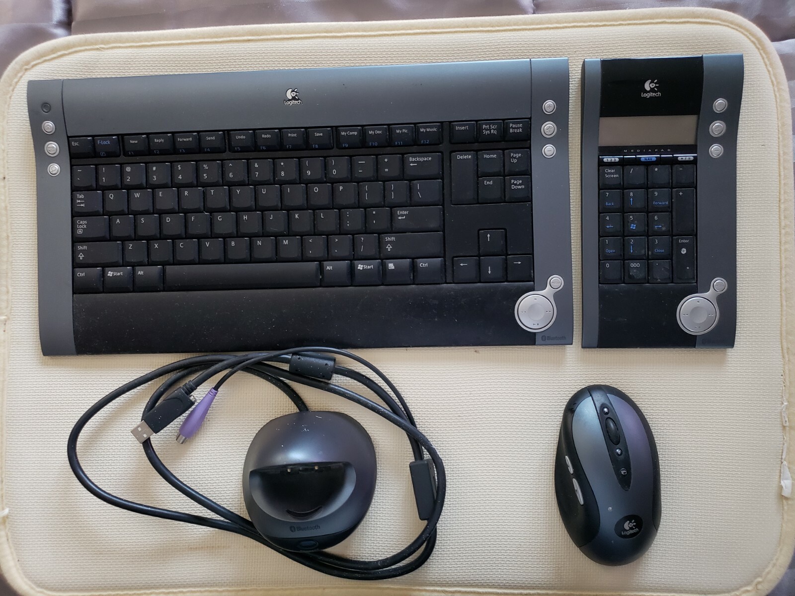 Pre-owned Dinovo Media Desktop Laser 2005 