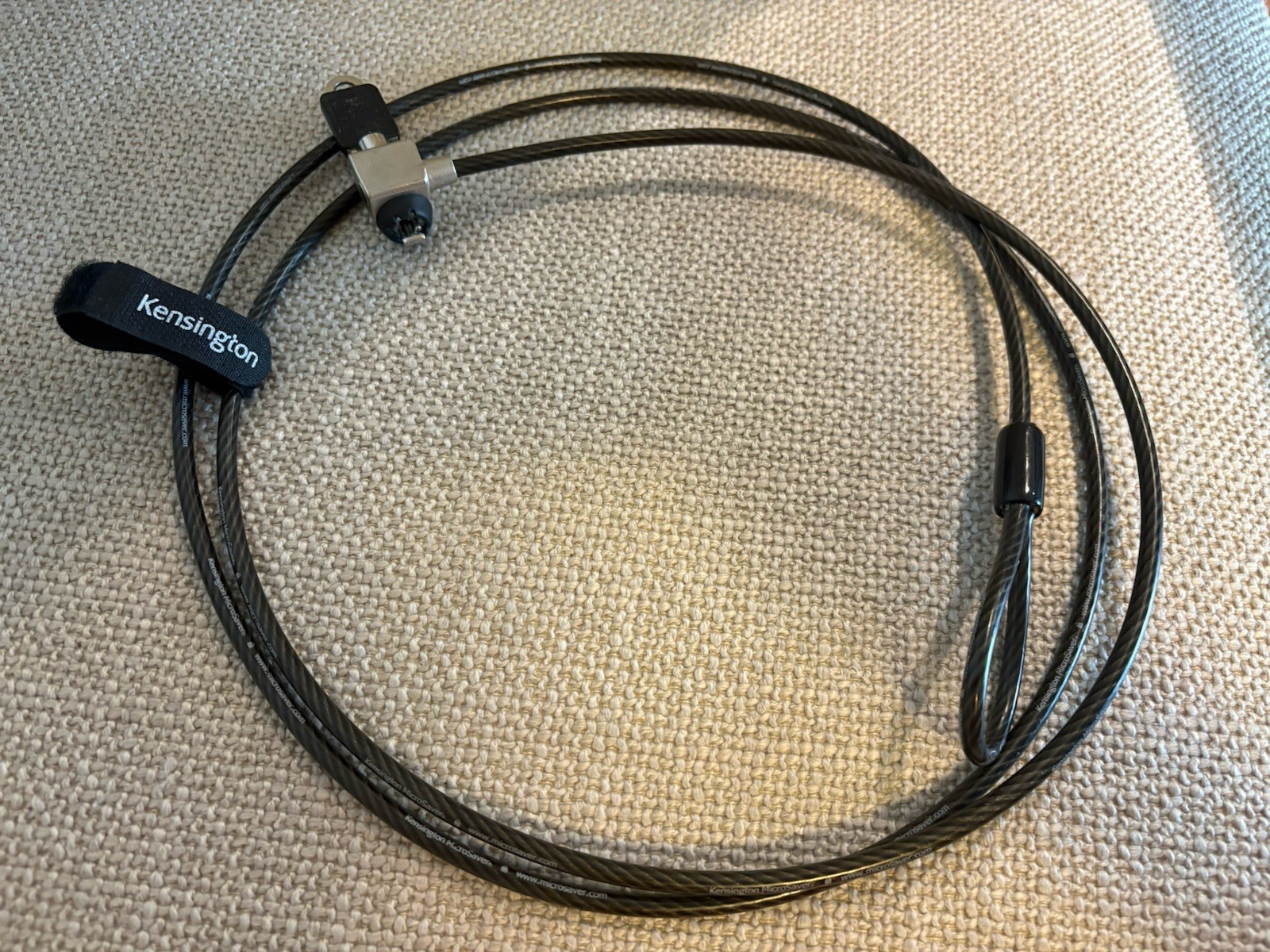 Kensington MicroSaver 6ft Laptop Cable Lock with HP Key T-Bar Security System