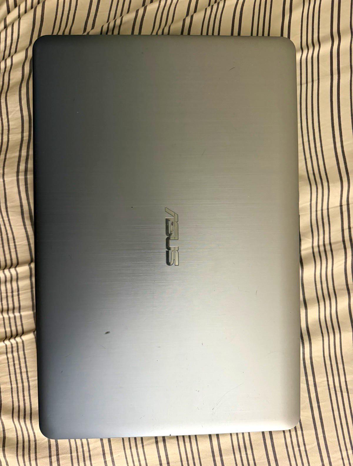 ASUS X540SA 15.6" Laptop PC Silver Intel 4GB RAM 500GB HDD Windows 10 w/ Charger