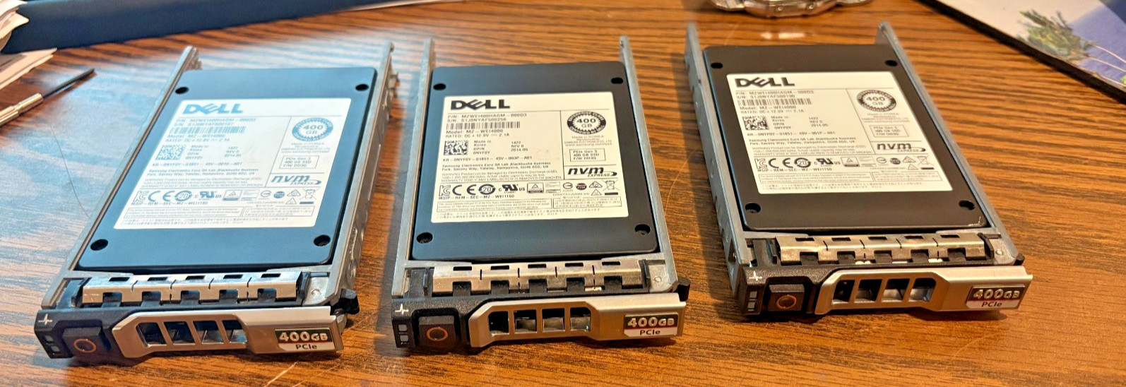 LOT OF 3 Dell 400GB Enterprise PCIe Gen3 2.5" SSD MZ-WEI4000HAGM-000D3 w/ Tray