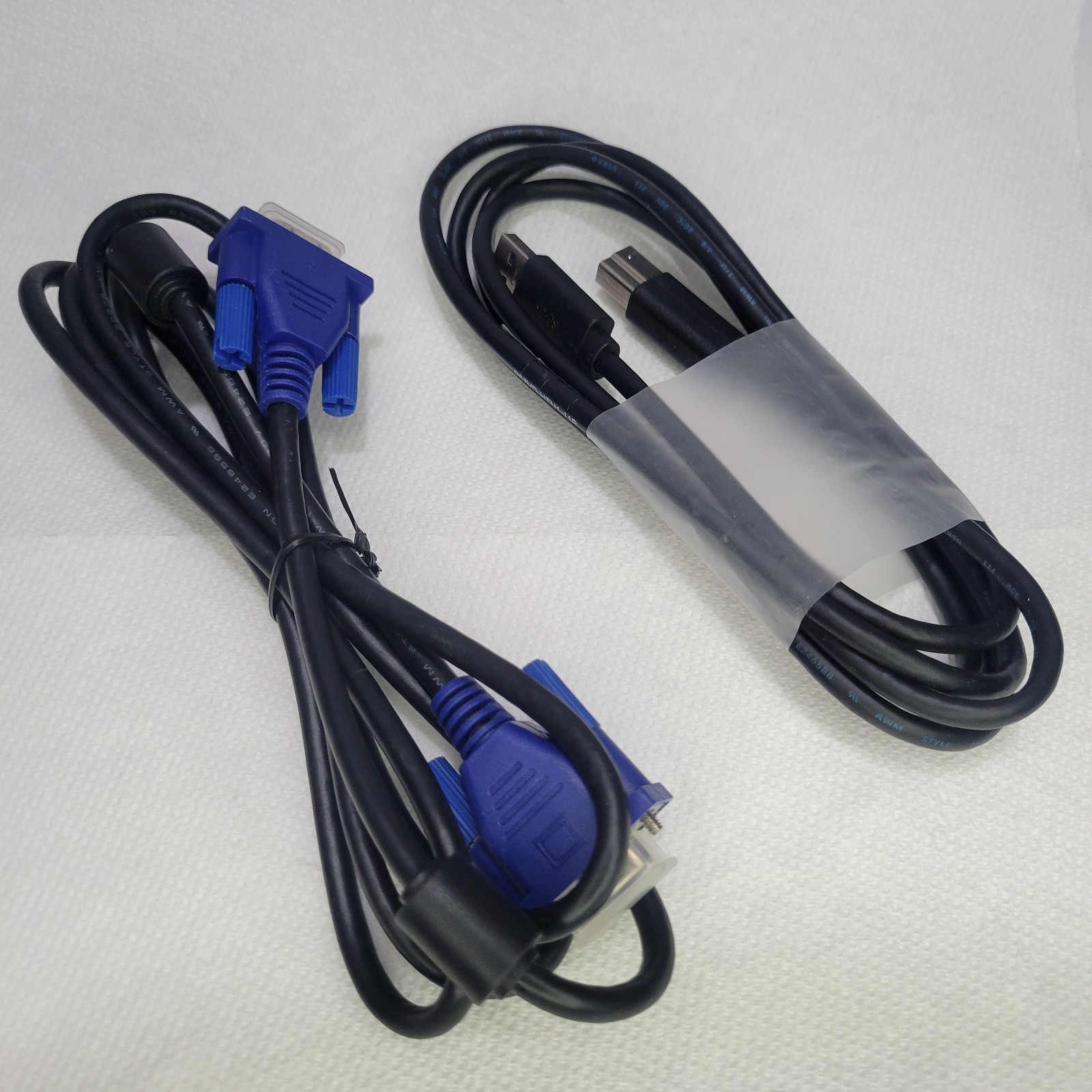 HOTRON E246588 20276 30V 15-Pin Male/Male Monitor Cable 6FT & USB 6FT