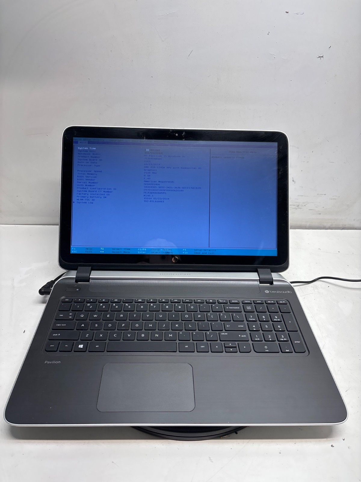 HP Pavilion 15-p037cl AD A10-5745 Radeon 2100 MHz 8GB 750GB HDD