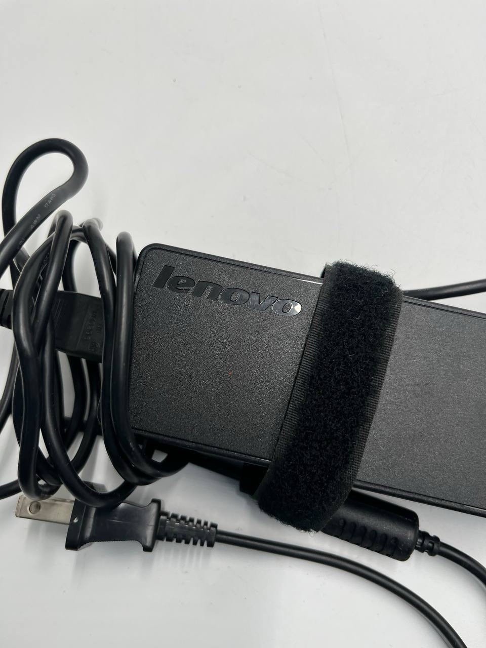 OEM Lenovo 90W AC Adapter ADLX90NLC2A 20V 4.5A Slim Tip Laptop Charger