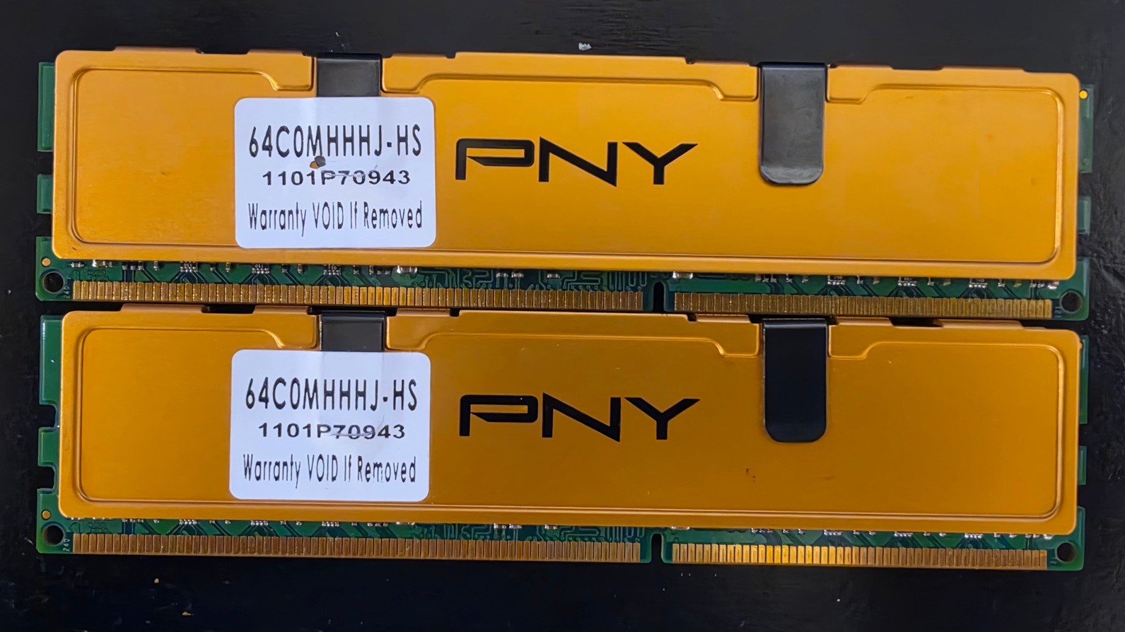PNY 8GB (4GB x2) DDR3-1333 Dual Channel Desktop RAM Memory DIMM 64COMHHHJ-HS