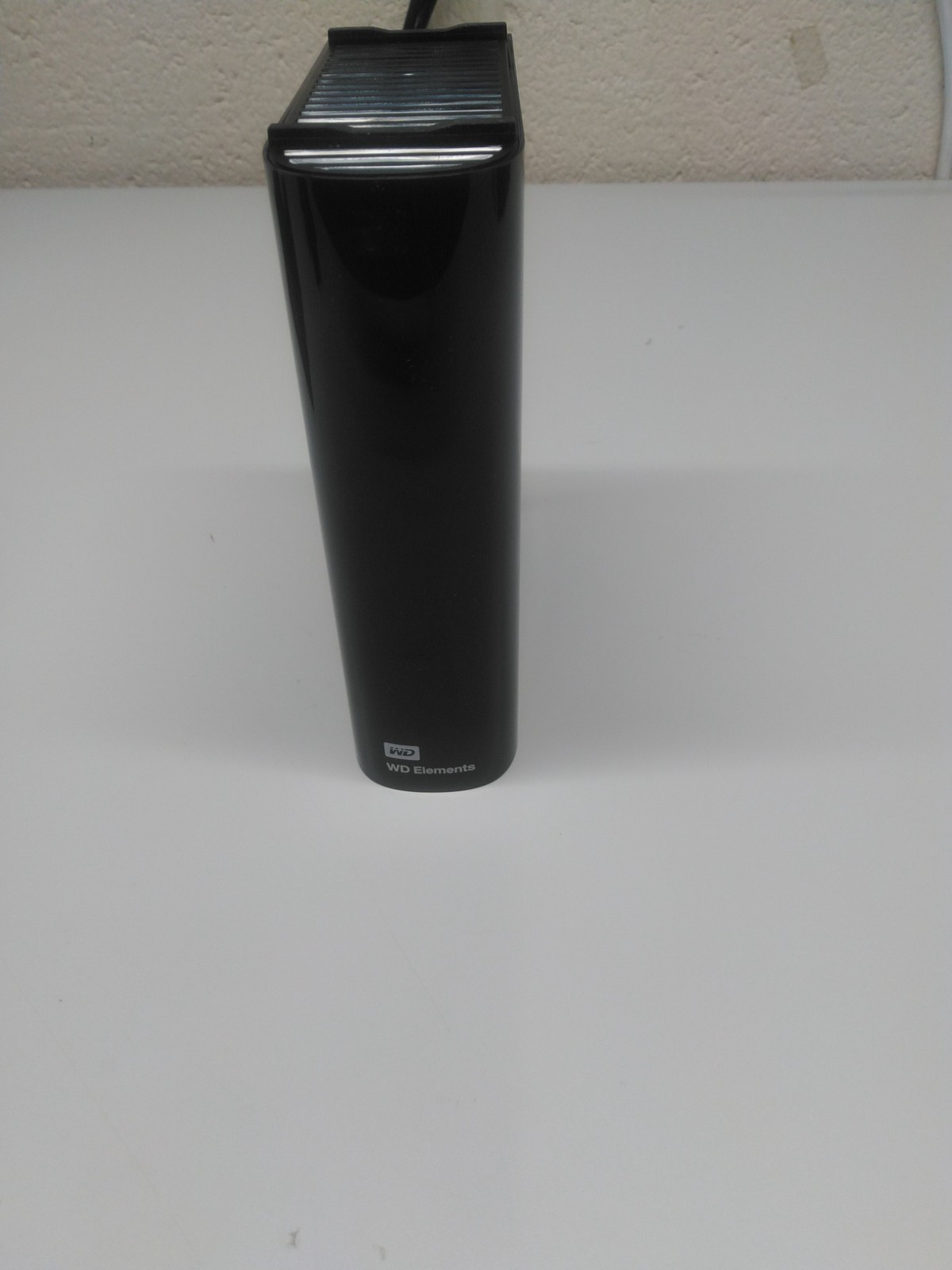 Western Digital Elements Desktop 3.5" External HDD 8TB USB 3.0 5Gbps Portable