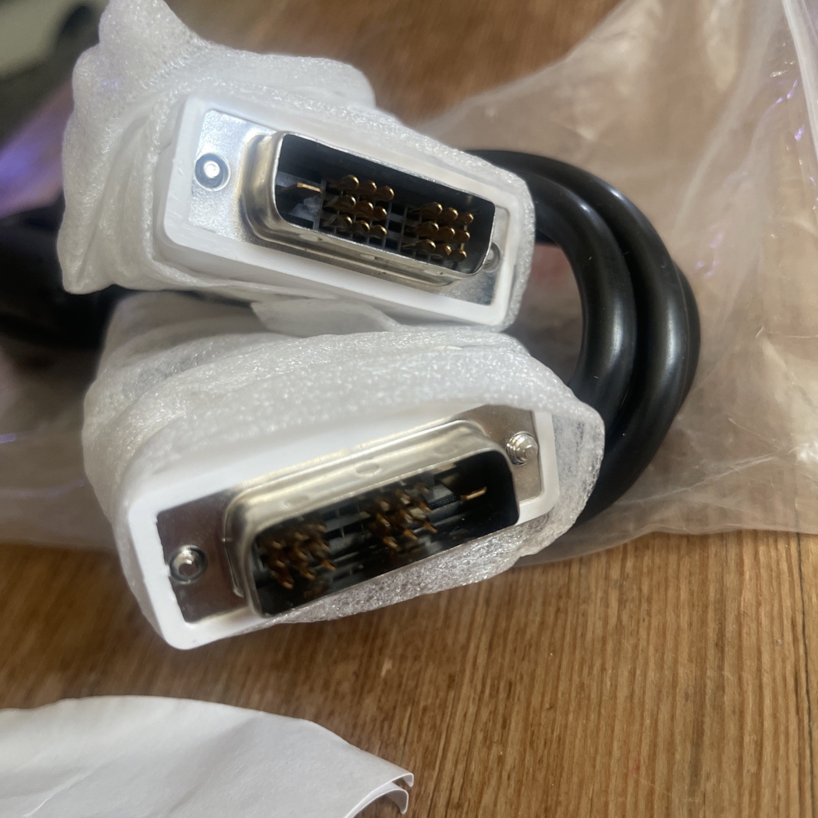 Dell DVI-D M-M 18pin Black 6ft Cable NEW 6715009017P21 E55218 Single Link