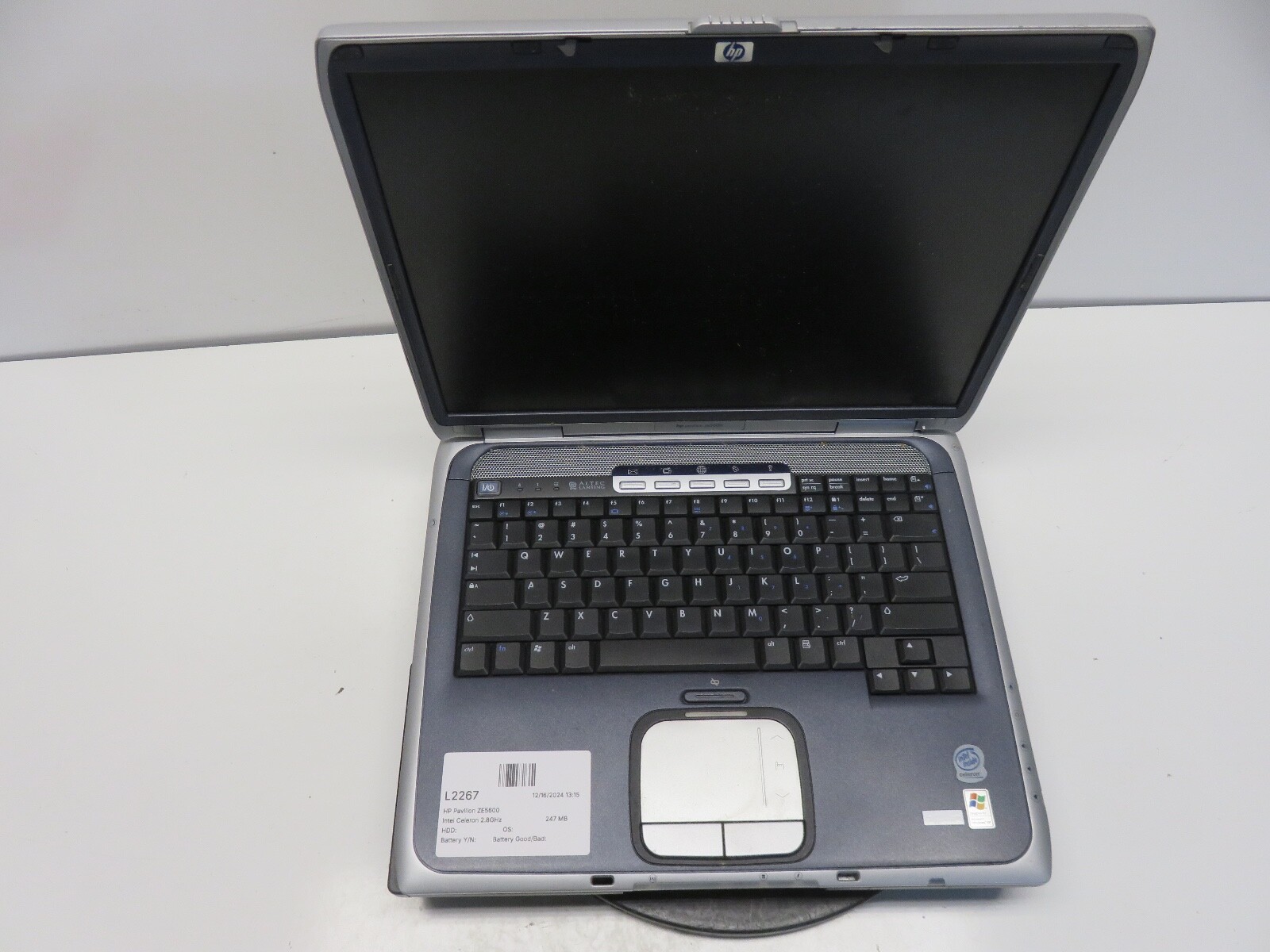 HP Pavilion ZE5600 Intel Celeron 2.8GHz 247 MB NO HDD No Batt