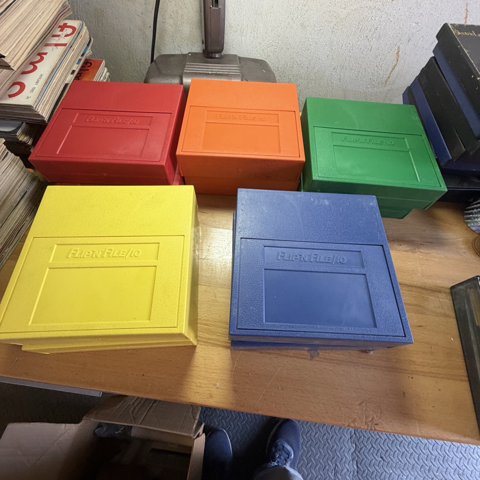 10 Vintage FLIP 'N' FILE 10 Portable Folding 5.25 inch Floppy Disk Case Retro