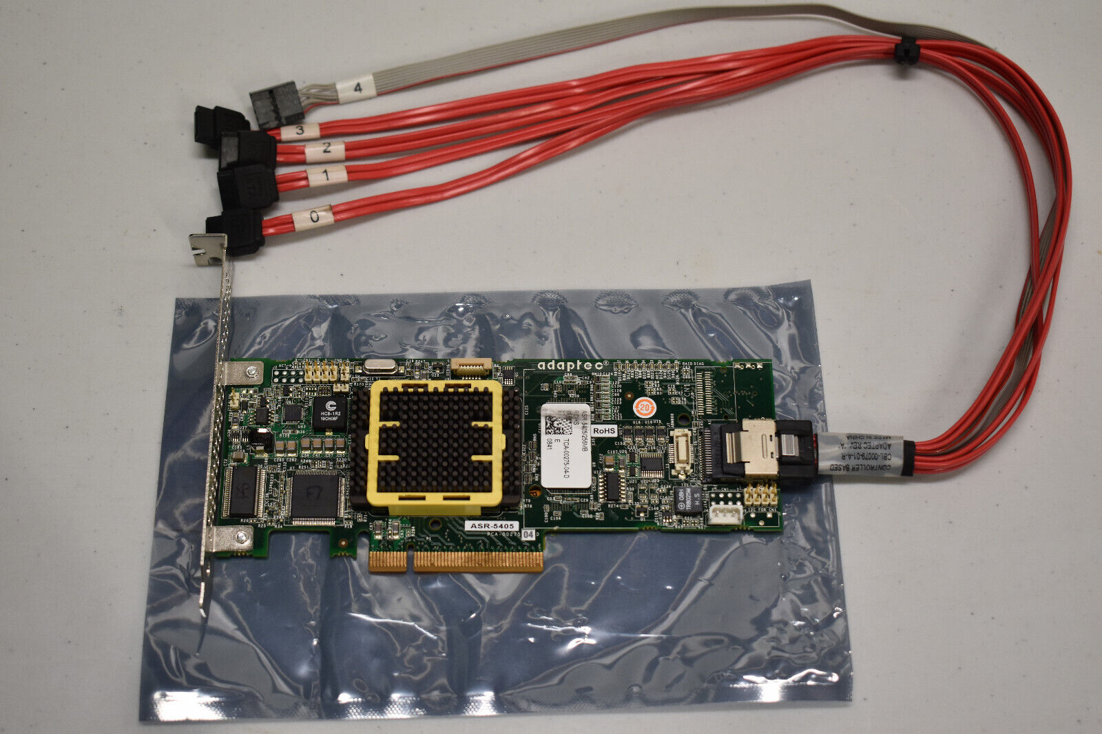 ADAPTEC ASR-5405 PCIE SAS/SATA RAID CONTROLLER CARD WITH 4-DRIVE SATA CABLE