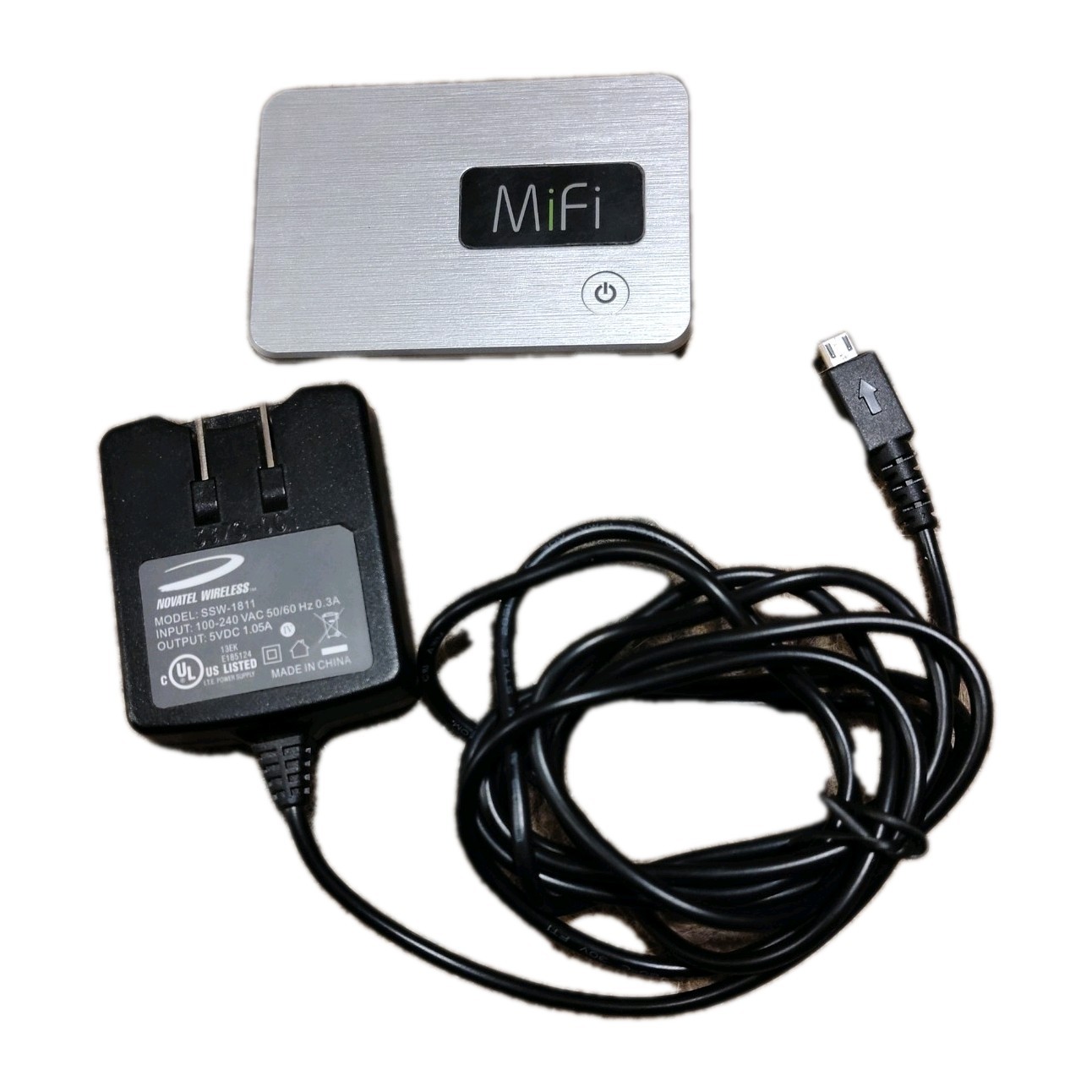 Novatel MiFi 2200 3G WiFi Mobile Hotspot Modem w/OEM SSW-1811 Charger