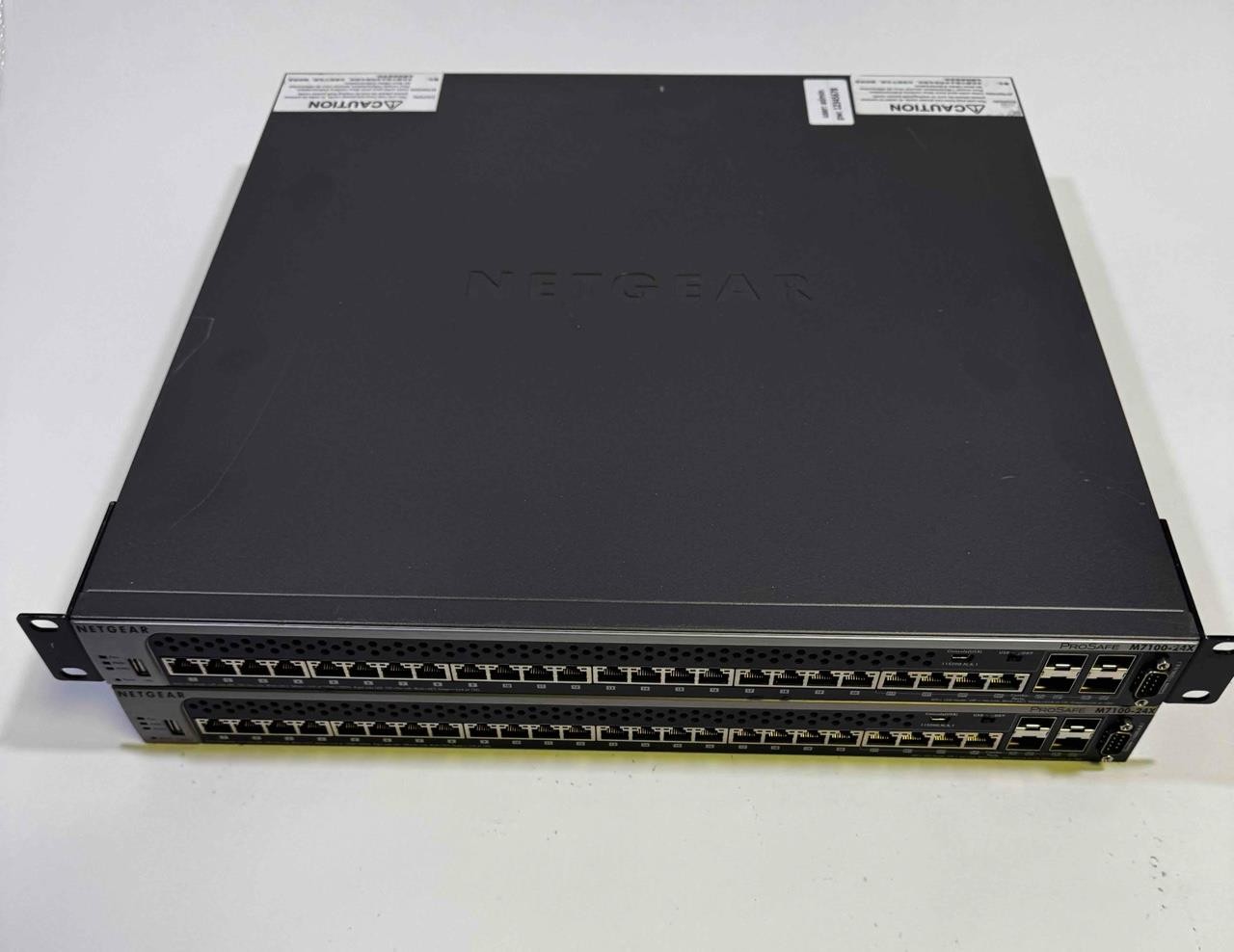 Netgear M7100-24X XSM7224 24-Port 10 Gigabit Managed Switch