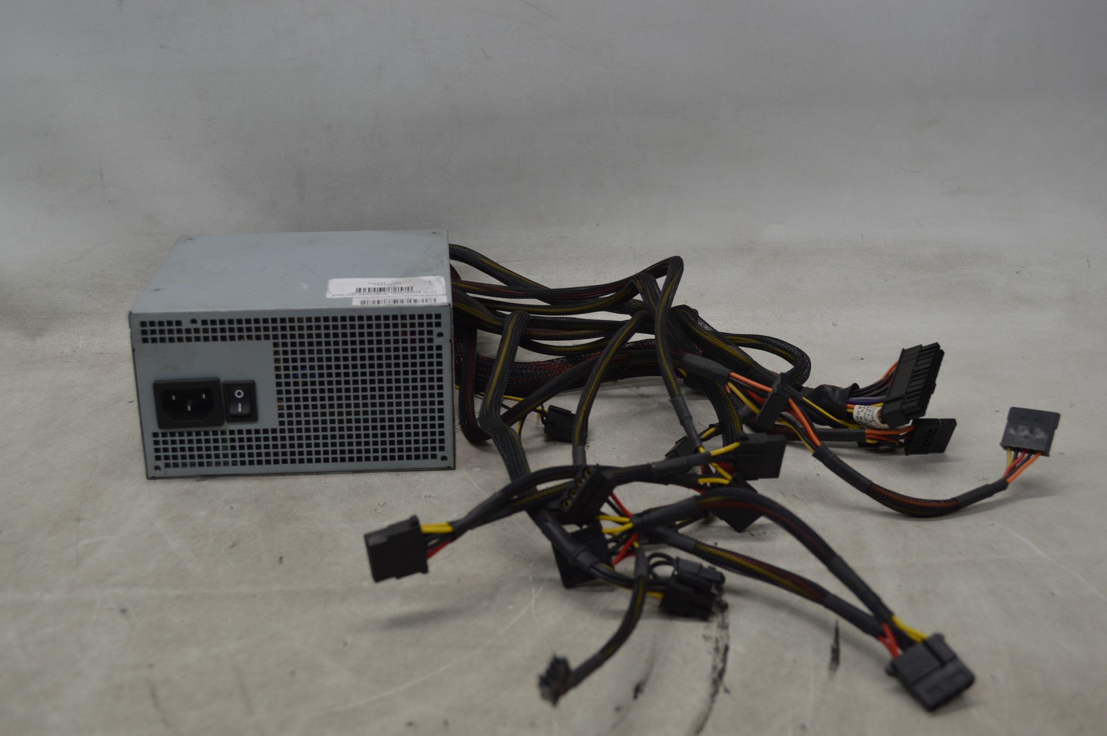 Antec TRUEPOWER TRIO 650W Power Supply