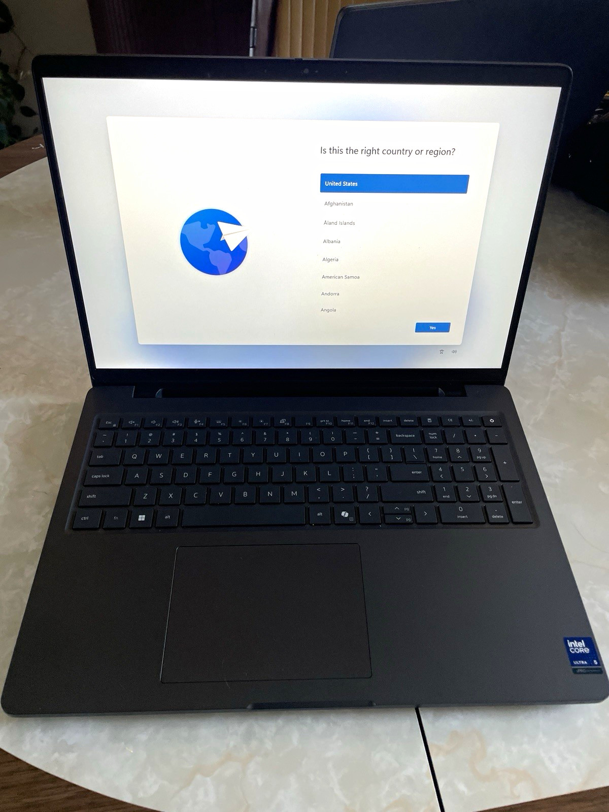Dell Pro Max 16 MC16250 16" Intel Core Ultra 5 16GB 256GB SSD Gray