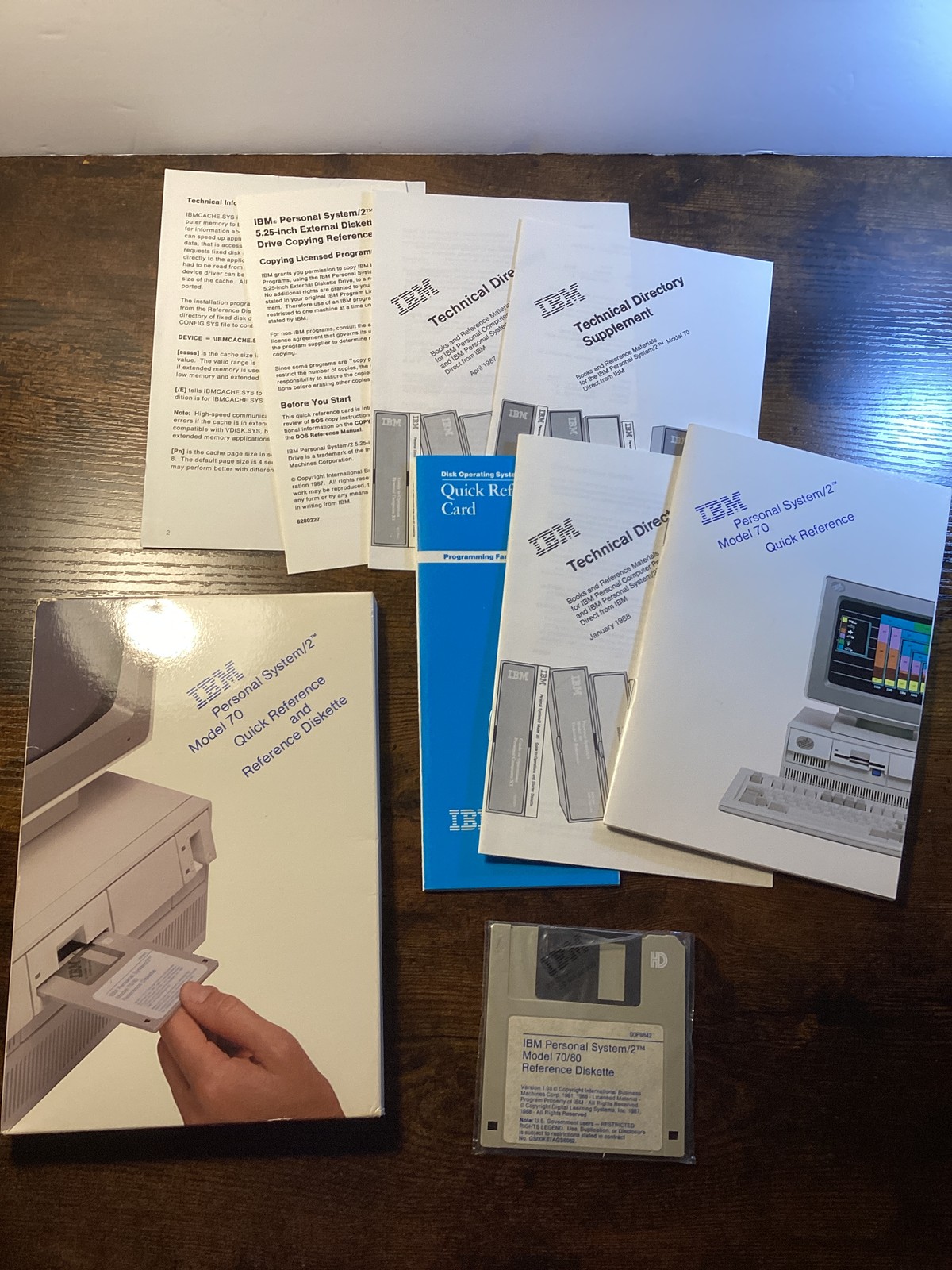 IBM Personal System/2 Model 70 Quick Reference Manuals 3.5 Diskette Software