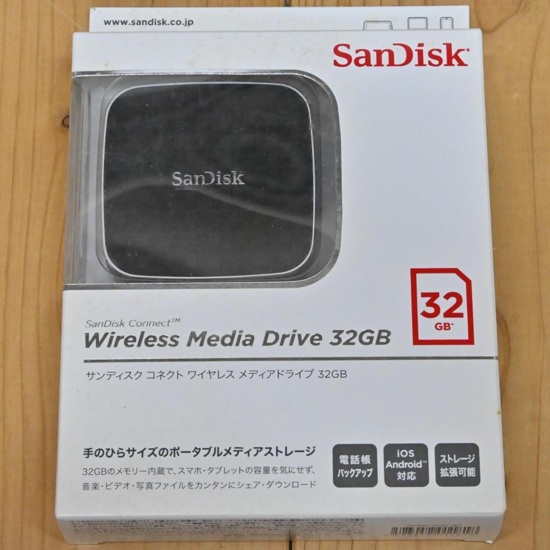 SanDisk Wireless Media Drive 32GB Portable Wi-Fi SSD with SD Slot Unopened