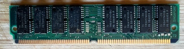 Texas Instruments TM497BBK32-70 16MB PS/2 FPM RAM SIMM 4Mx32 72-pin 70ns