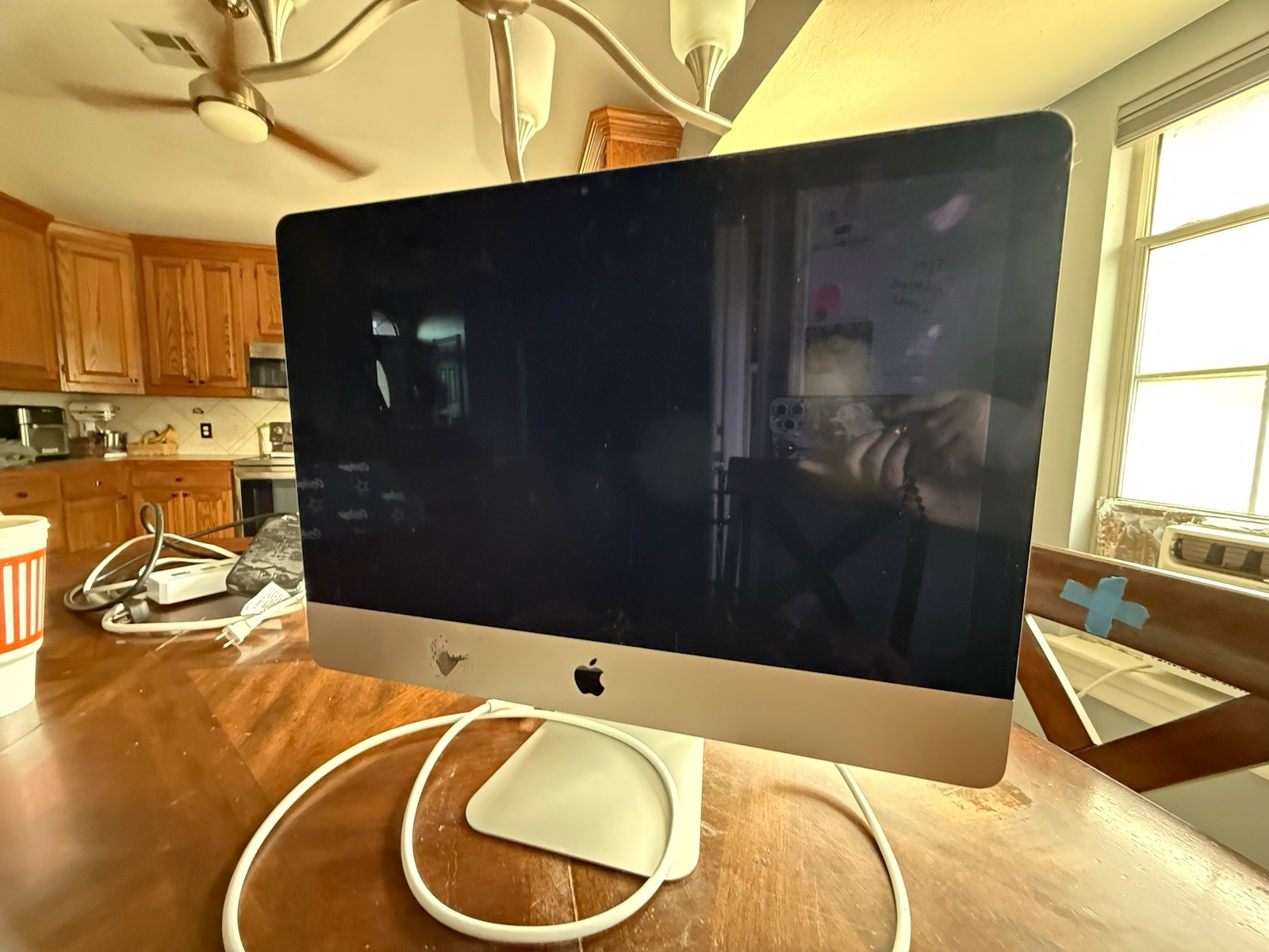 Apple iMac 21.5in 2017 2.3GHz Core i5 8GB 1TB HDD Iris 640 Ventura