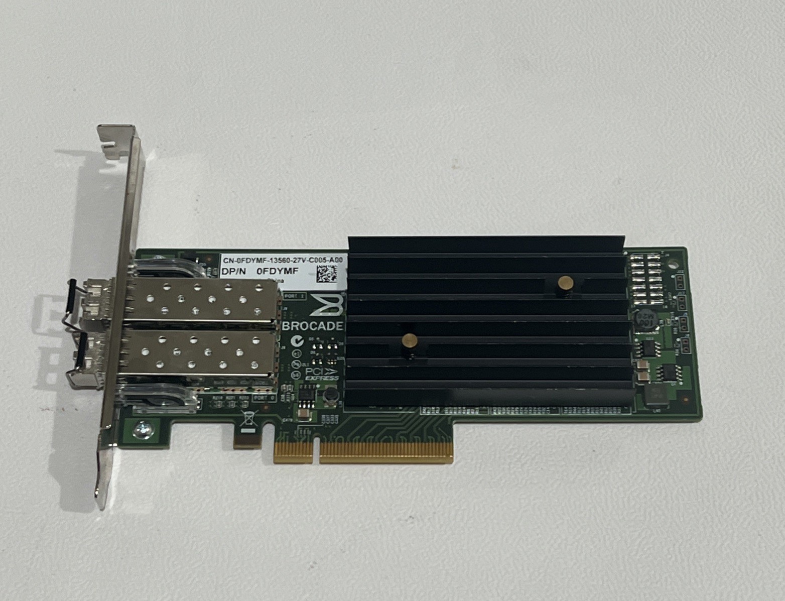 Dell Brocade 0FDYMF CN-0FDYMF-13560-27V-C005-A00