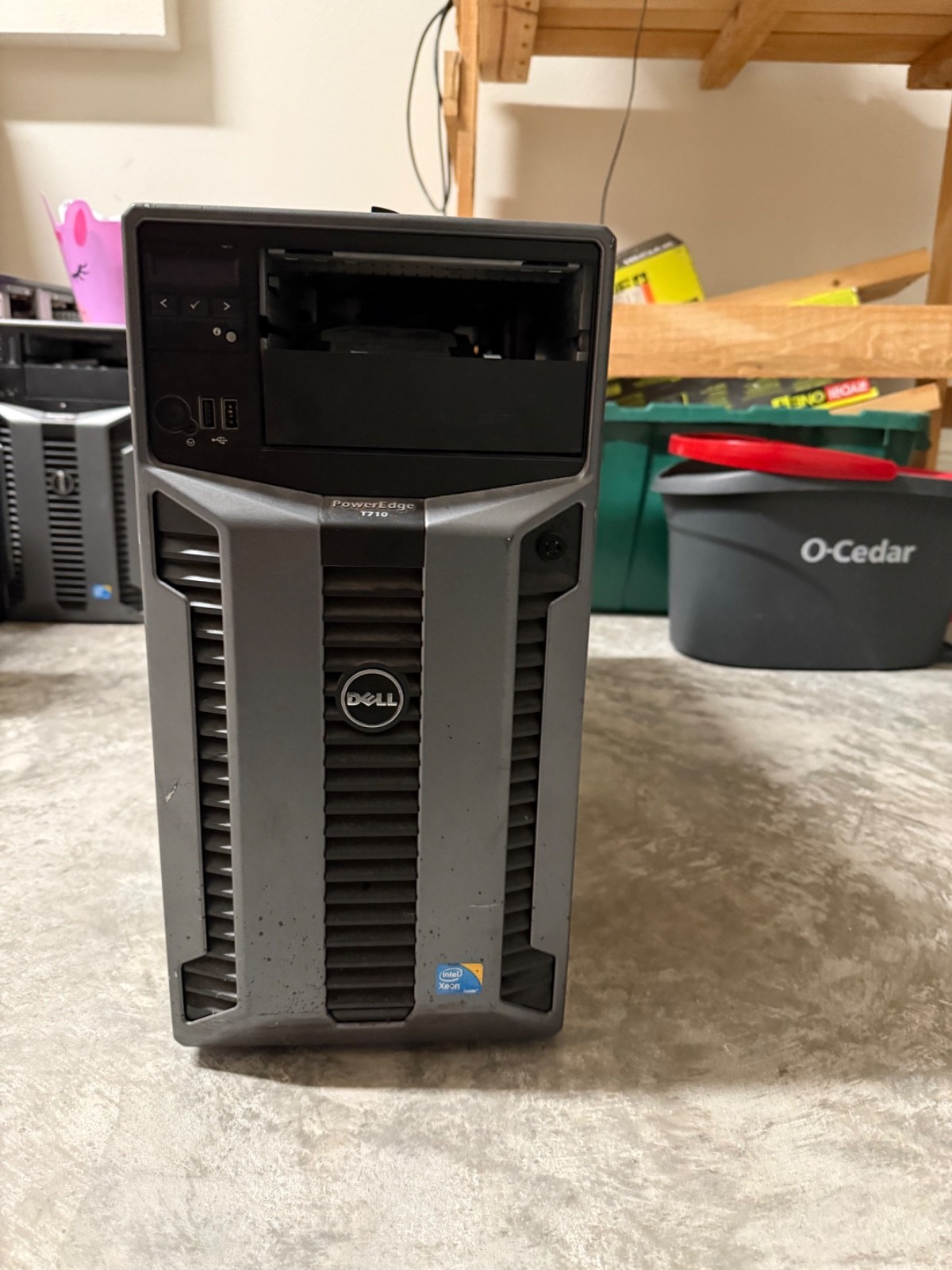 Dell PowerEdge T710 Tower Server Intel Xeon CPU Business Workstation No HDD